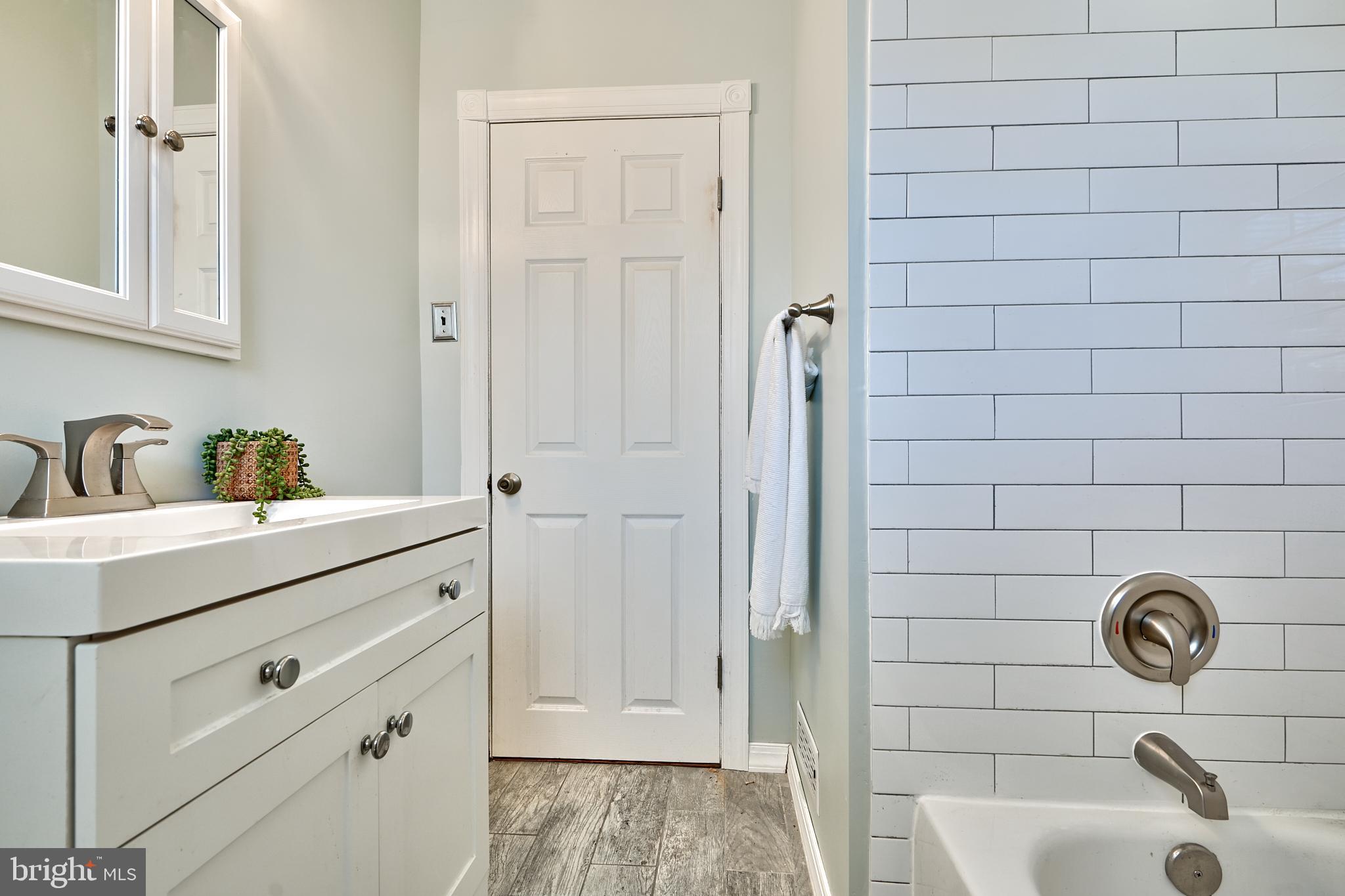 BACK RIVER HIGHLANDS - Residential