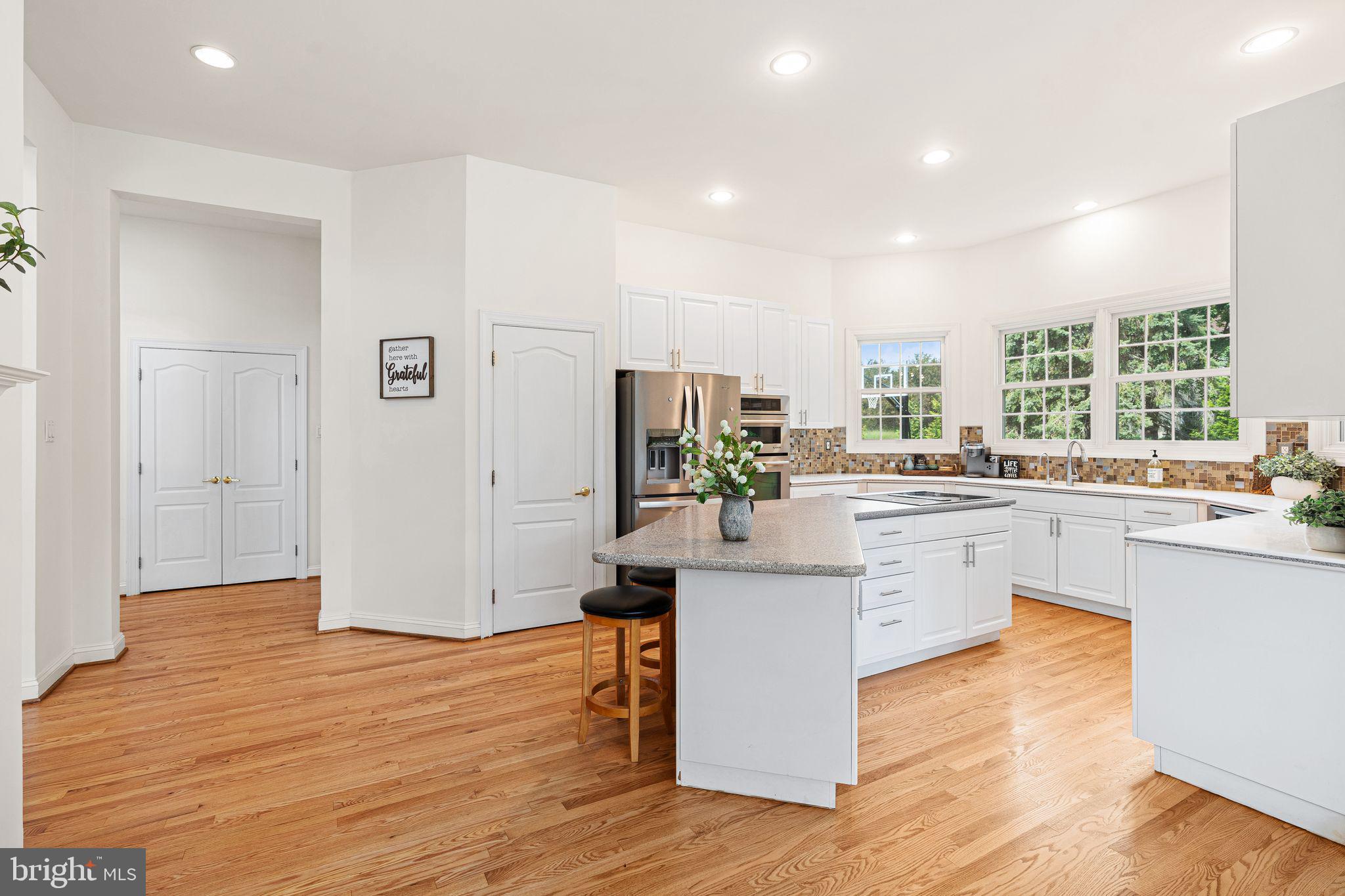 VALLEY VIEW ESTS - Residential