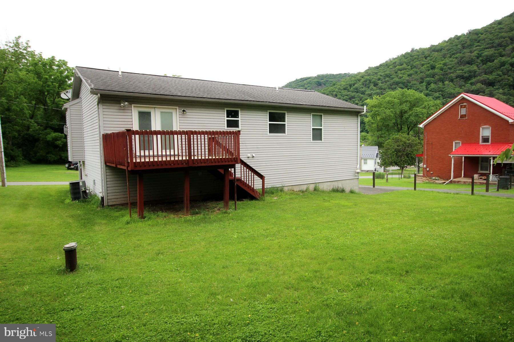 43 SKUNK HOLLOW ROAD
