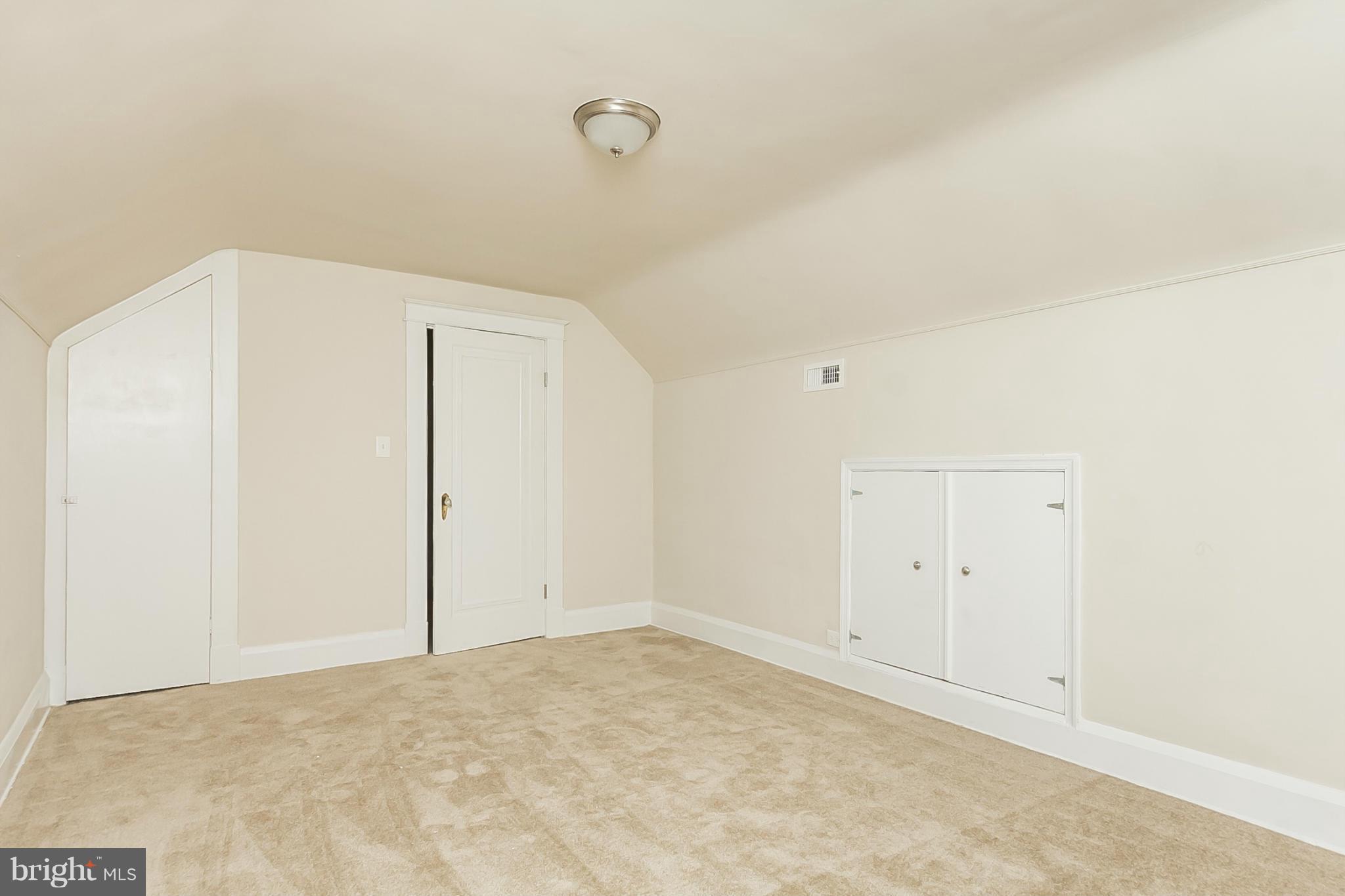 PARKVILLE - Residential