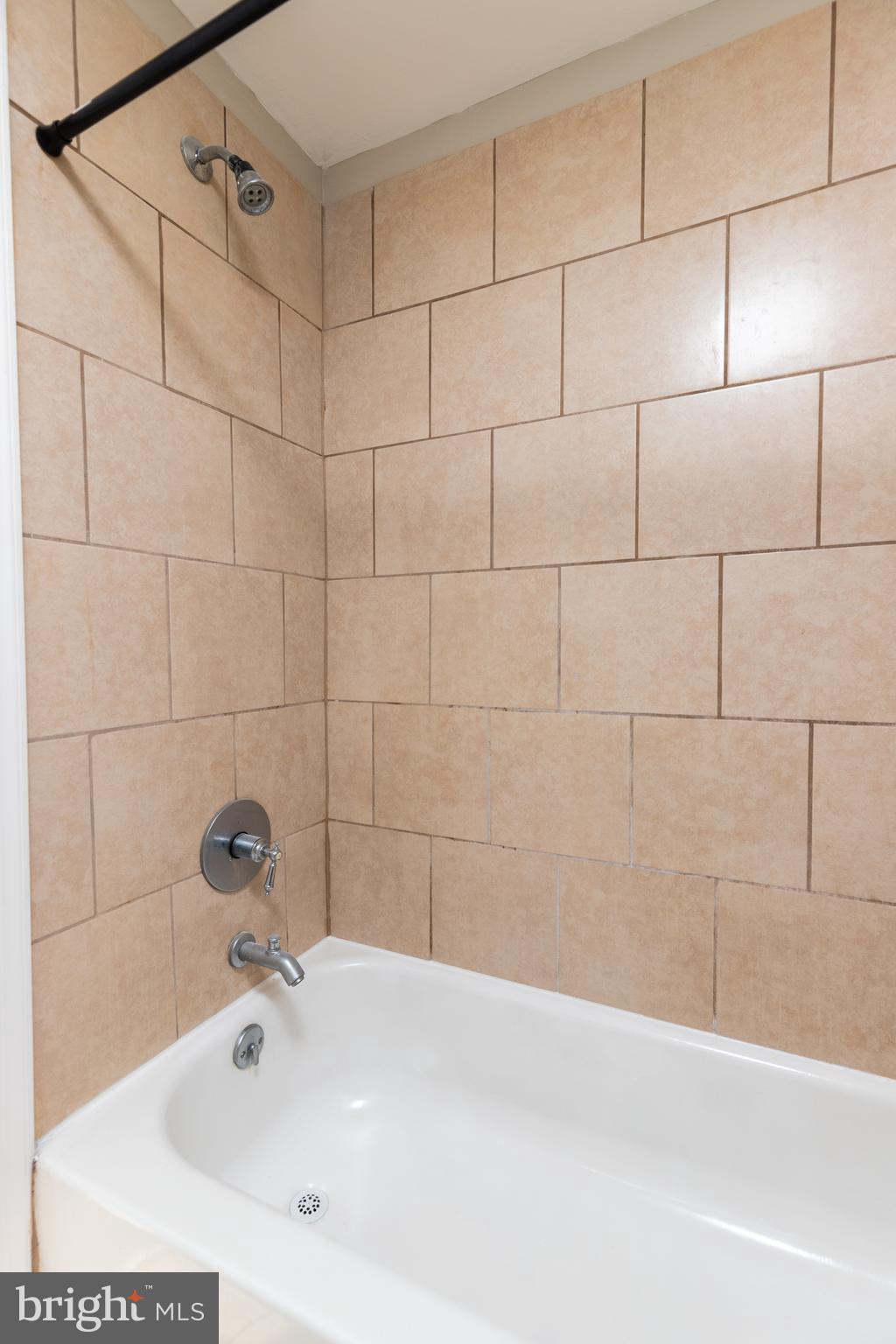 WEST HILLS - Residential