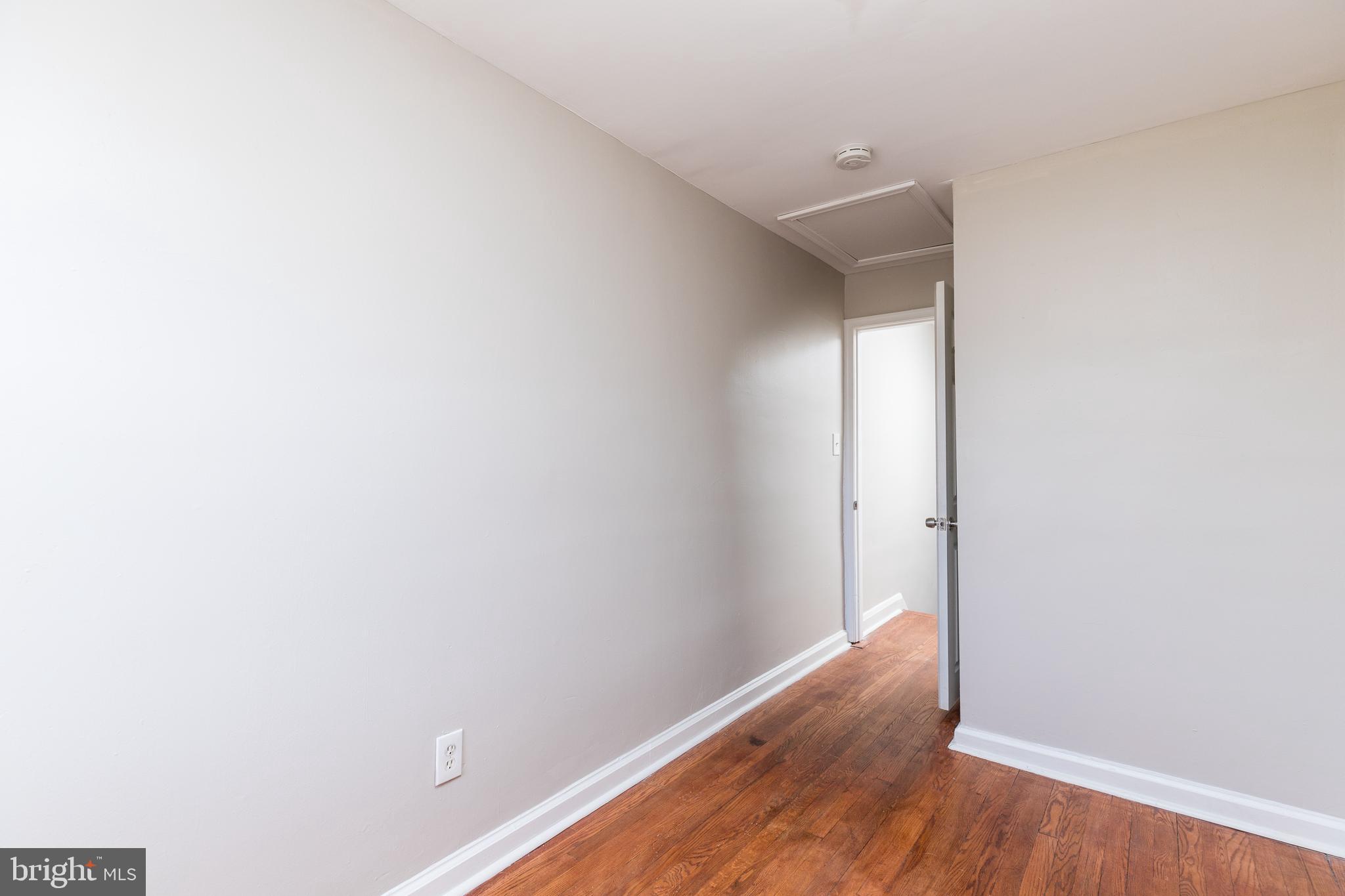 WEST HILLS - Residential