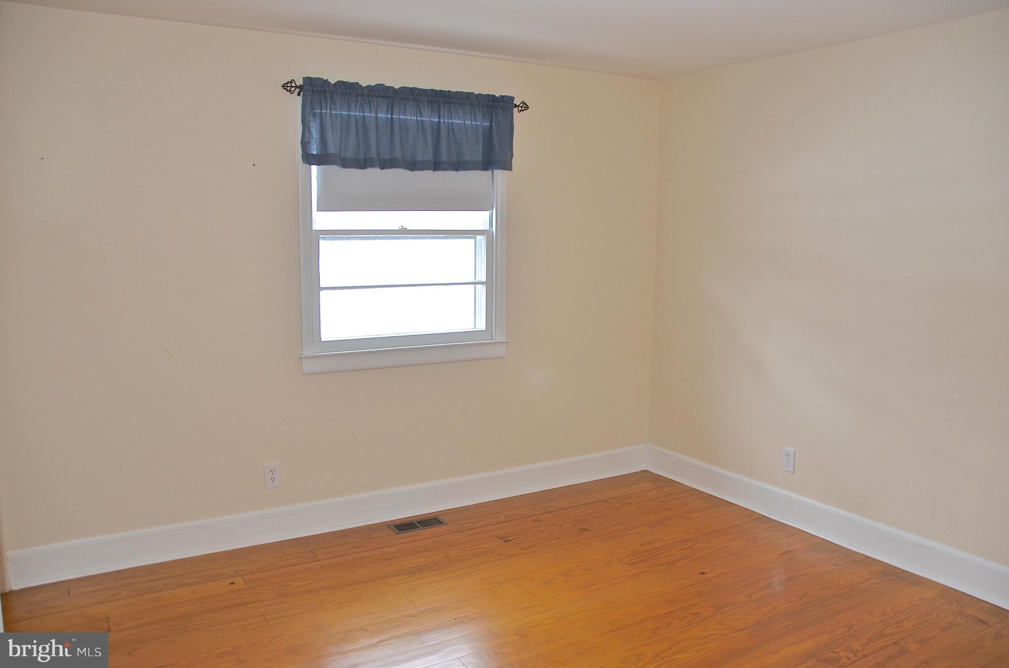 LOCH HAVEN BEACH - Residential Lease