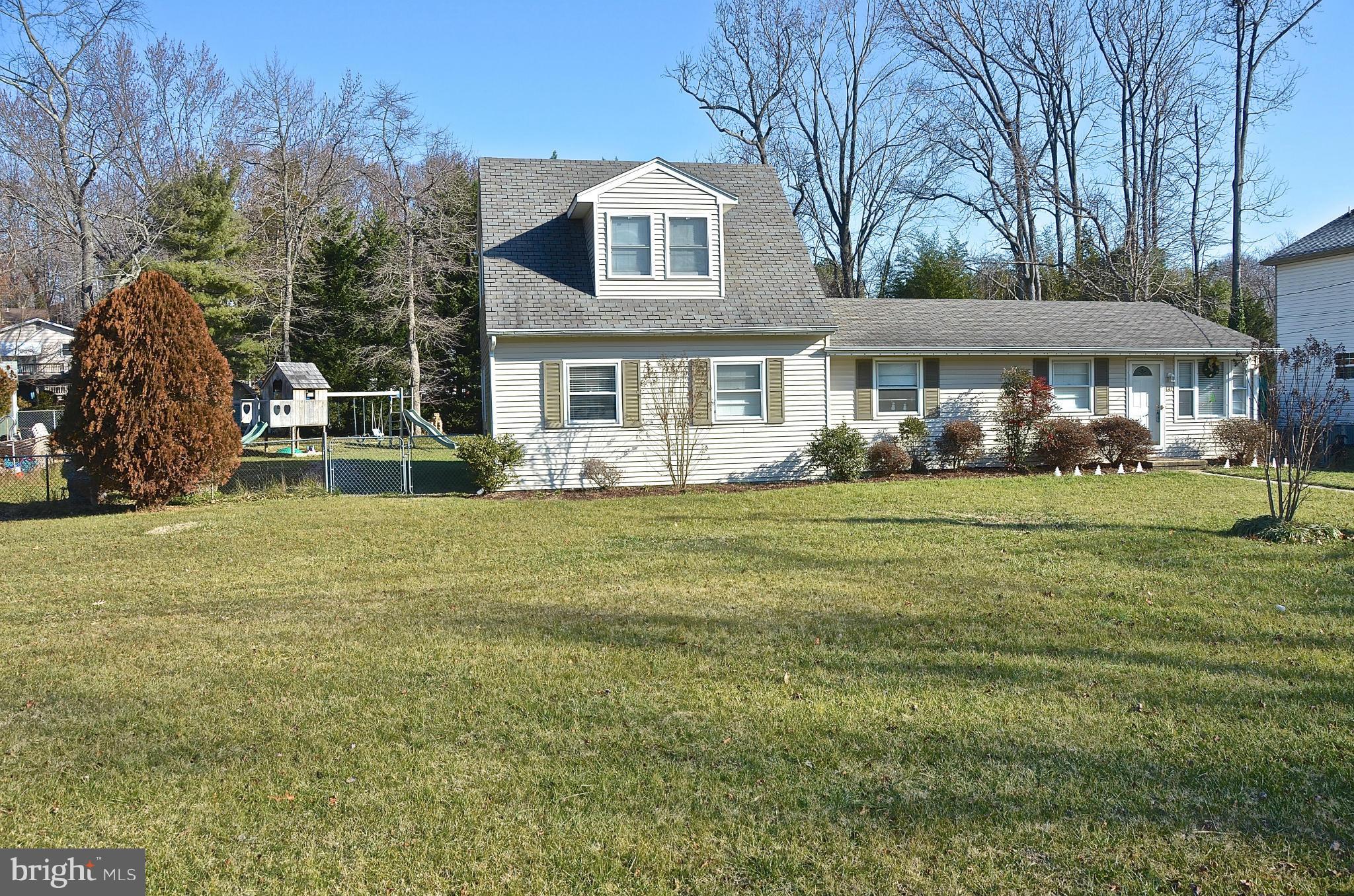 LOCH HAVEN BEACH - Residential Lease