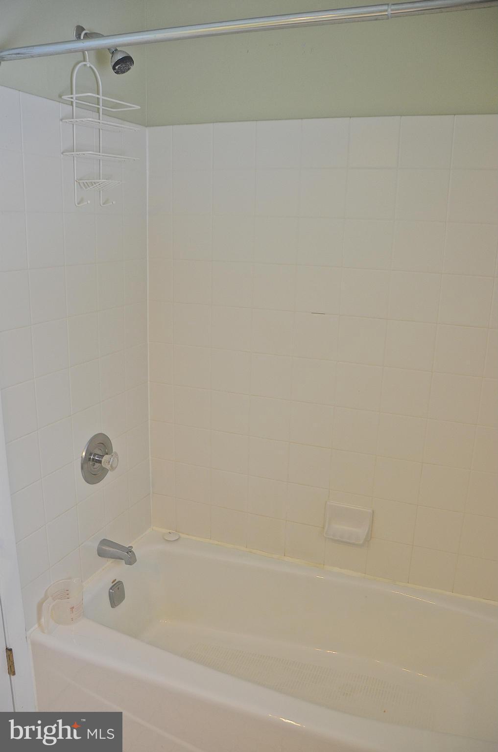 LOCH HAVEN BEACH - Residential Lease