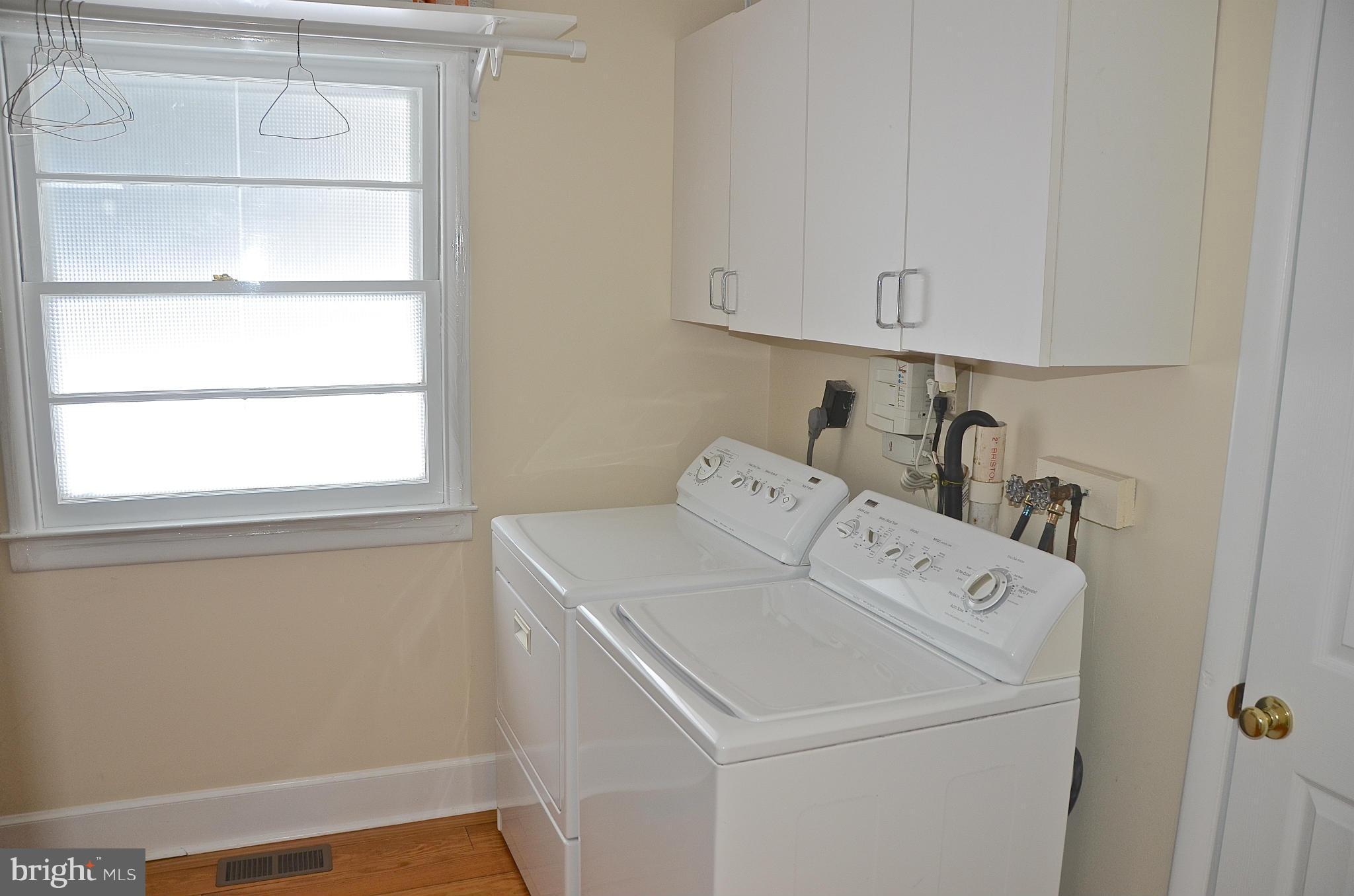 LOCH HAVEN BEACH - Residential Lease