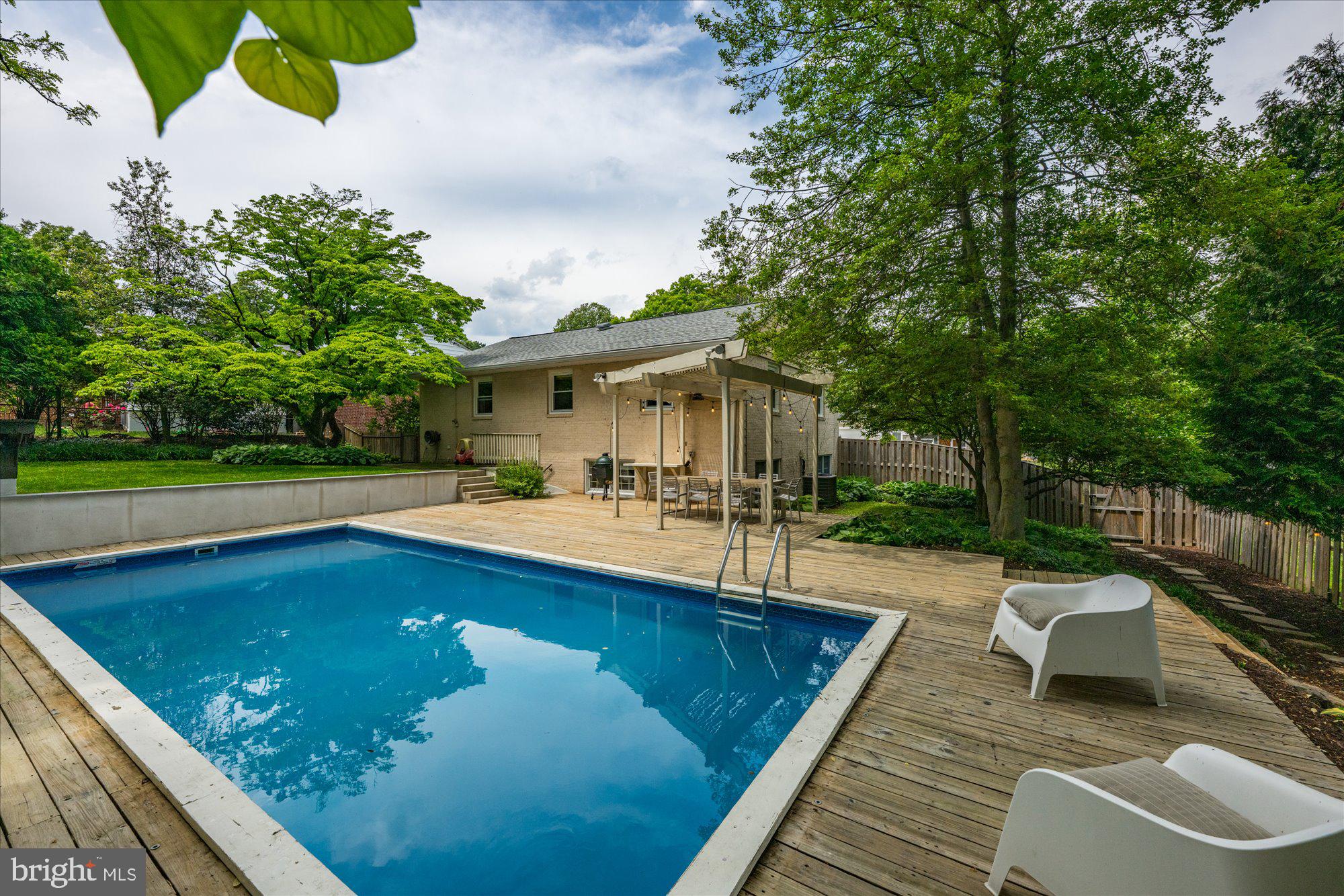 GARRETT PARK ESTATES - Residential