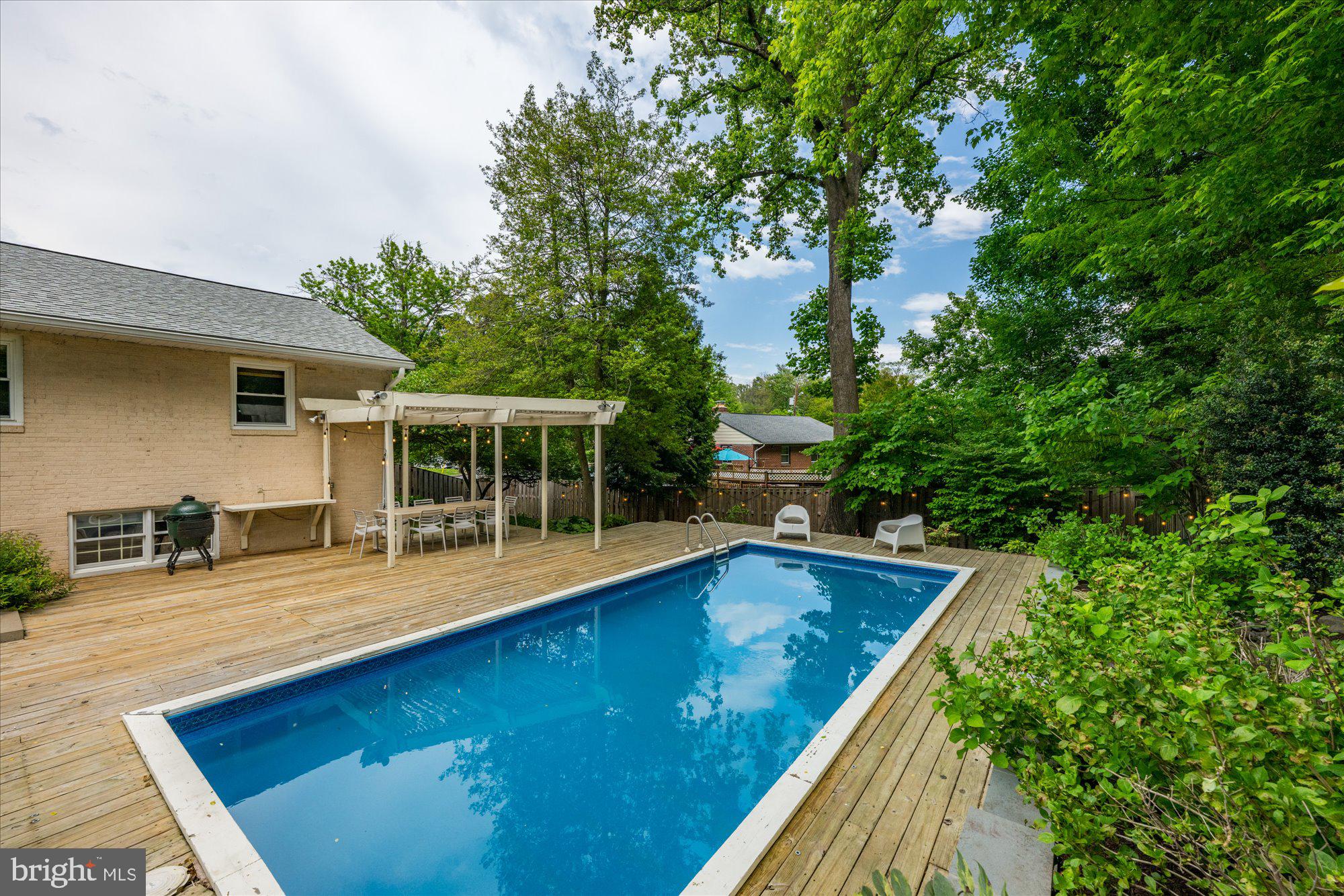 GARRETT PARK ESTATES - Residential