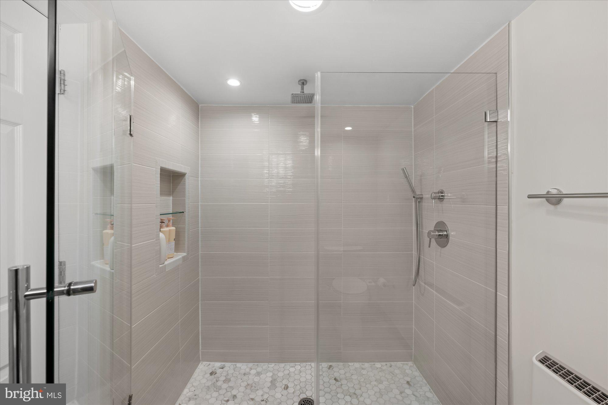 GARRETT PARK ESTATES - Residential