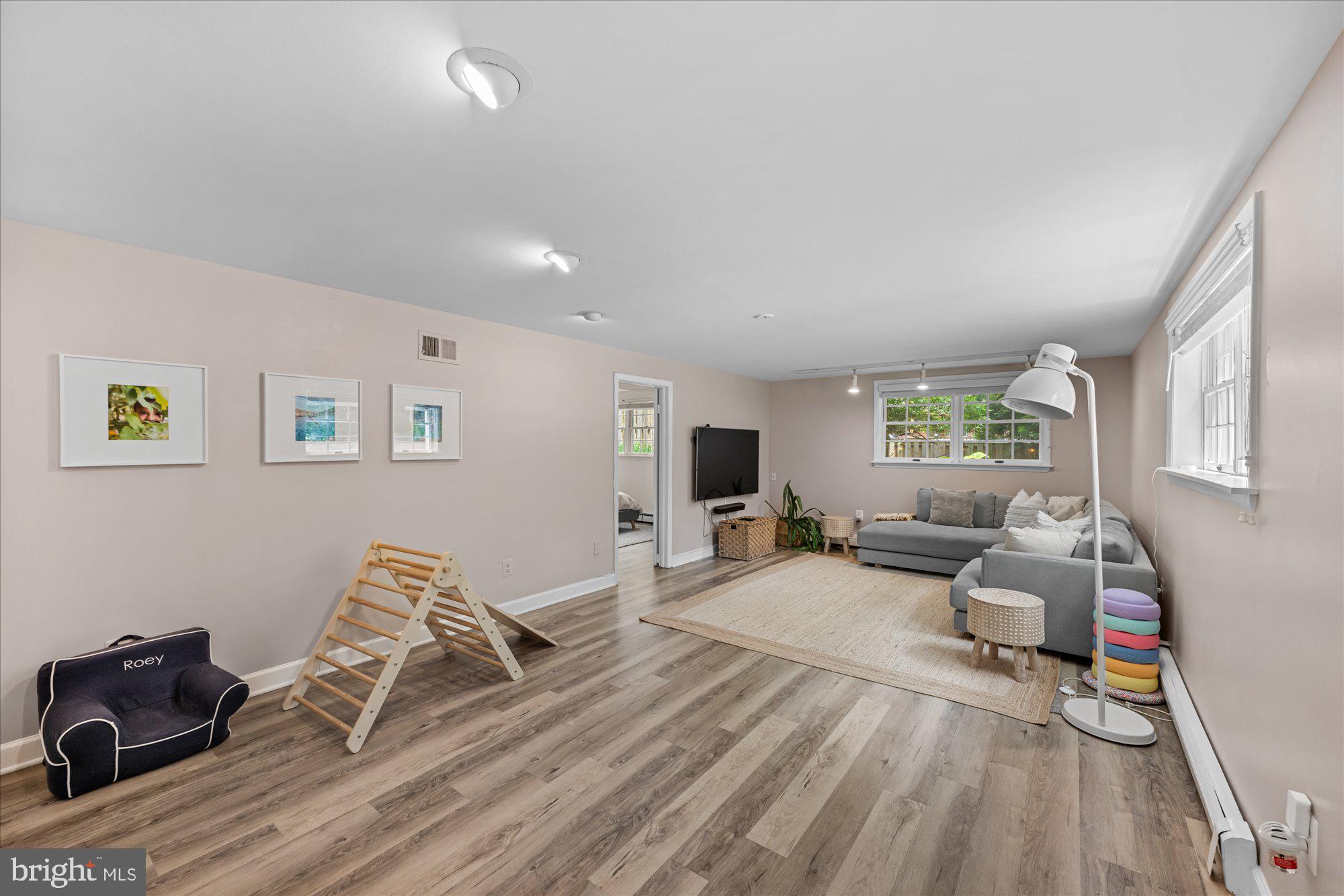 GARRETT PARK ESTATES - Residential