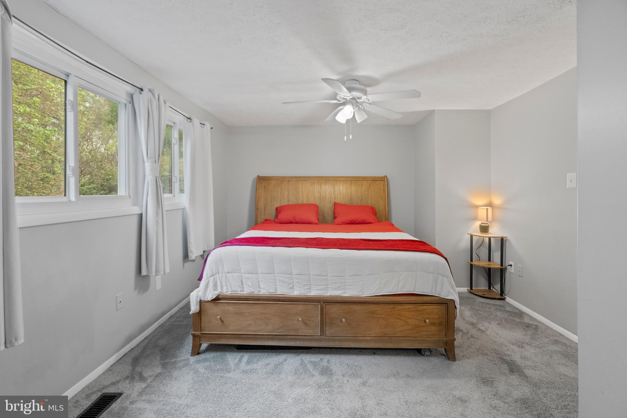 QUEEN ANNE VILLAGE - Residential