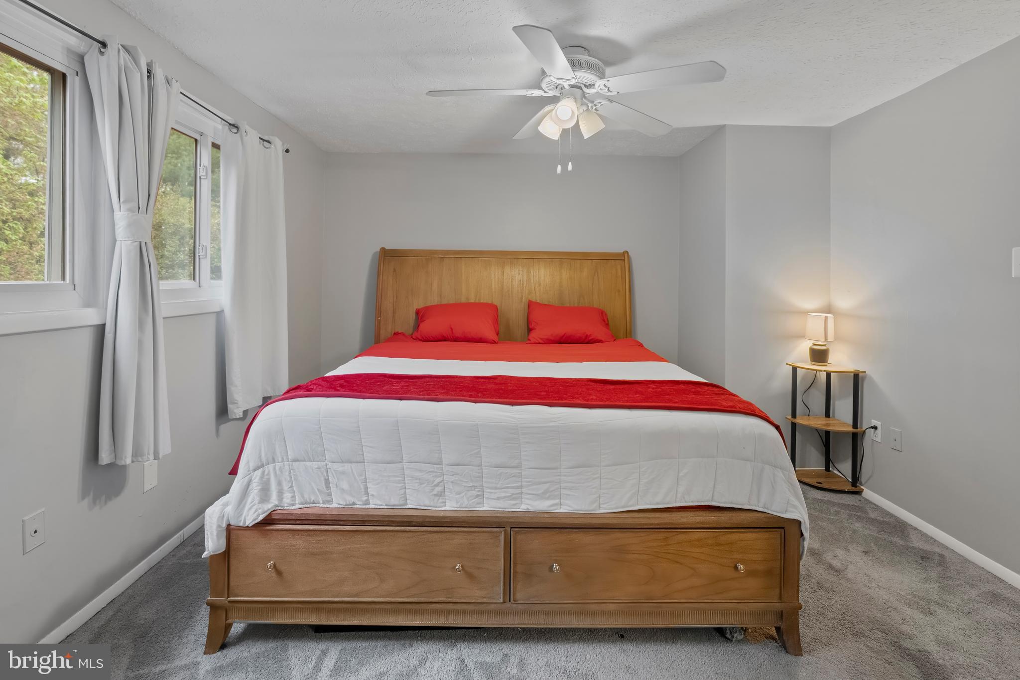 QUEEN ANNE VILLAGE - Residential