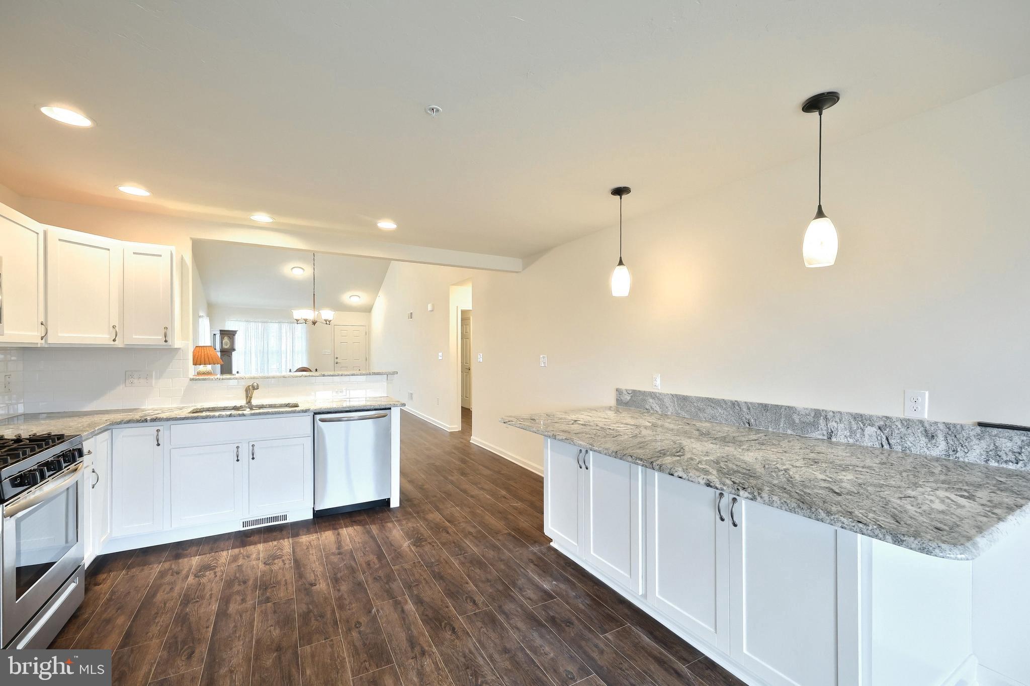 THE PADDOCK @ EQUINE MEADOWS - Residential