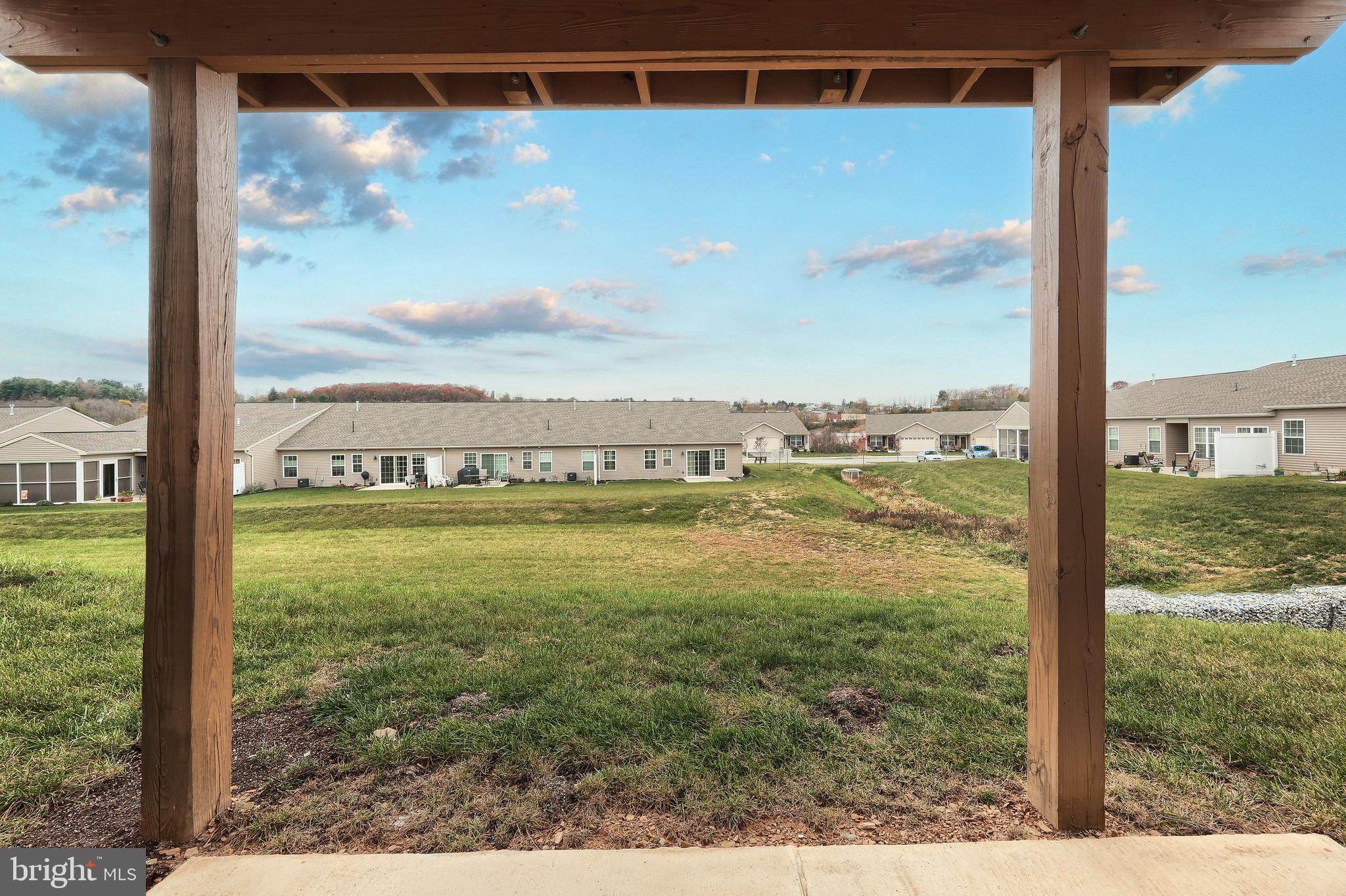 THE PADDOCK @ EQUINE MEADOWS - Residential