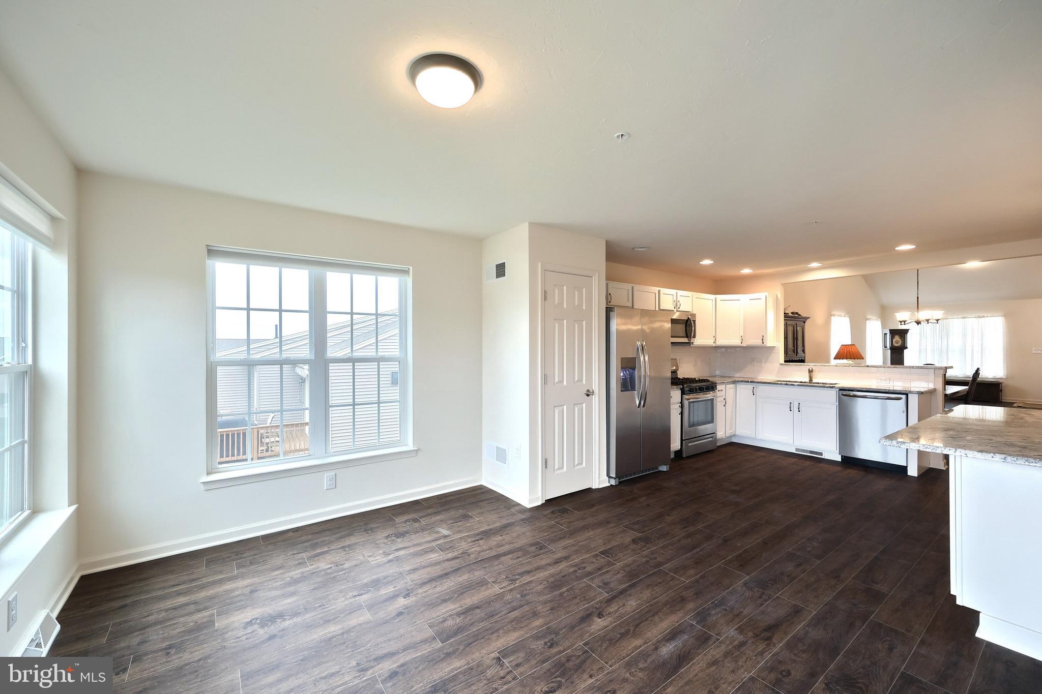 THE PADDOCK @ EQUINE MEADOWS - Residential