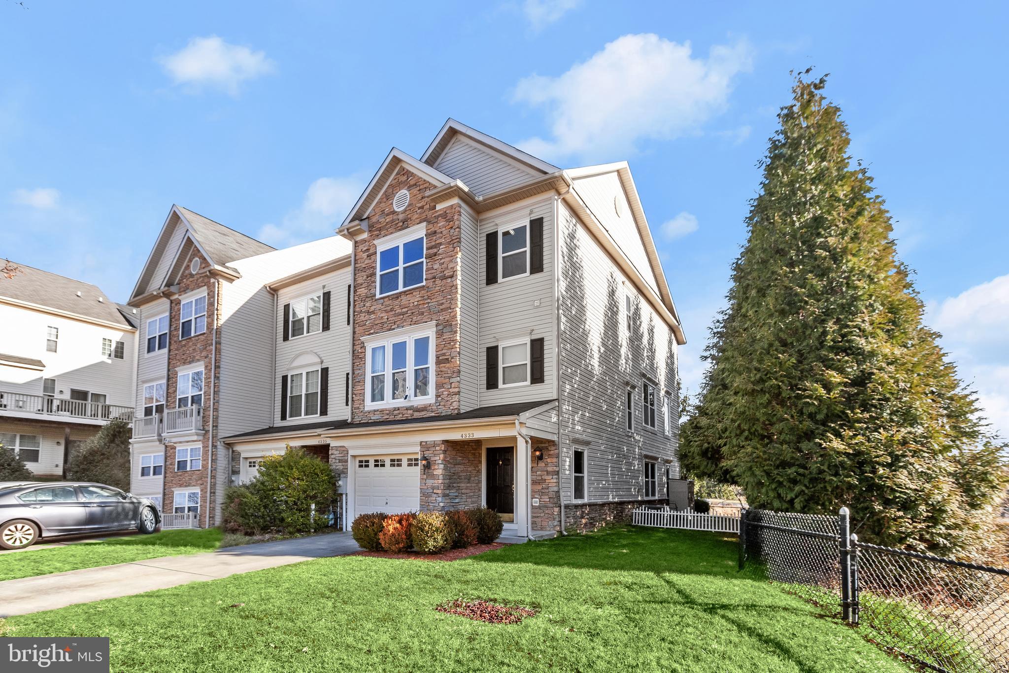 BRUNTON - Residential