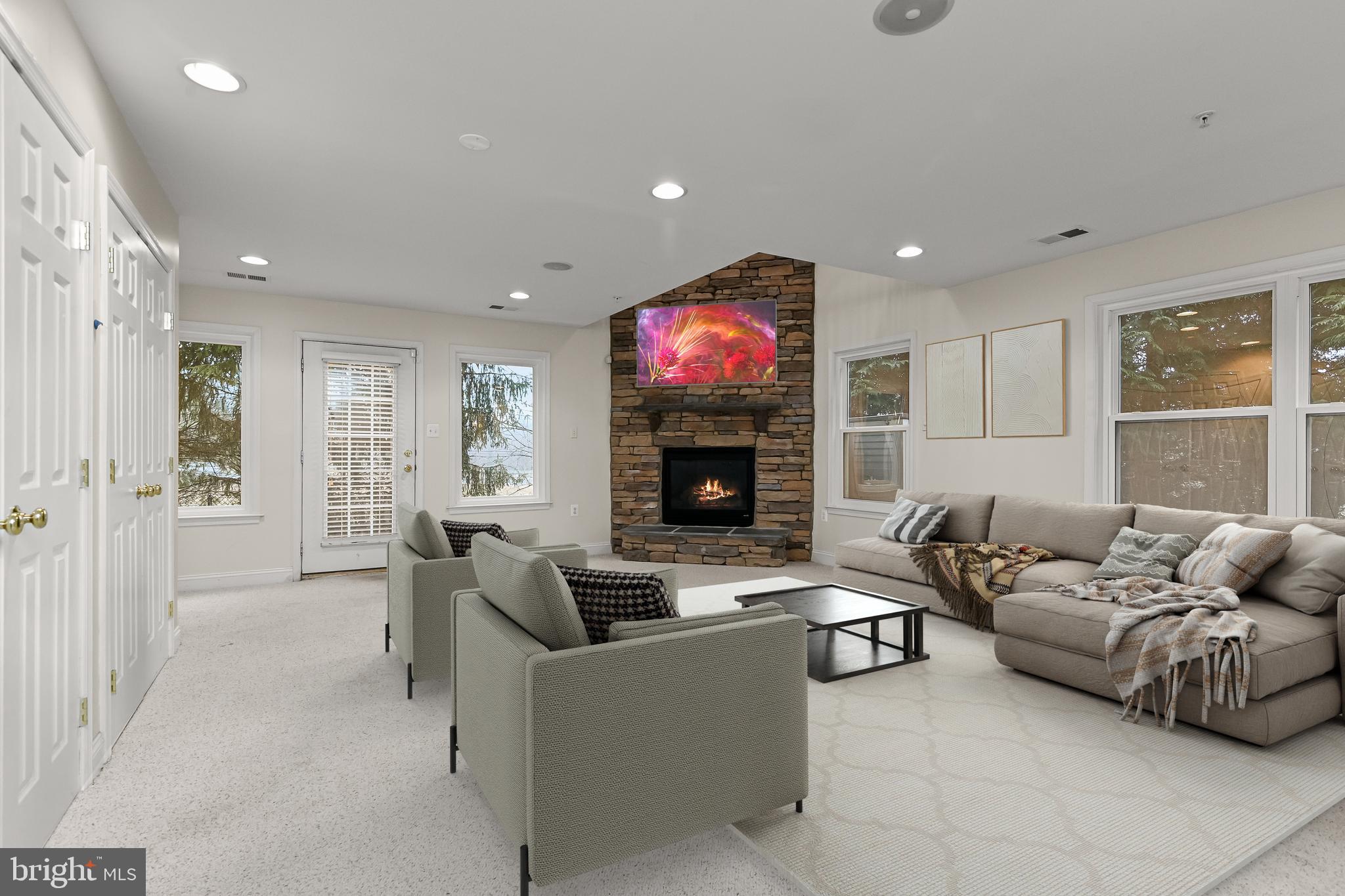 BRUNTON - Residential