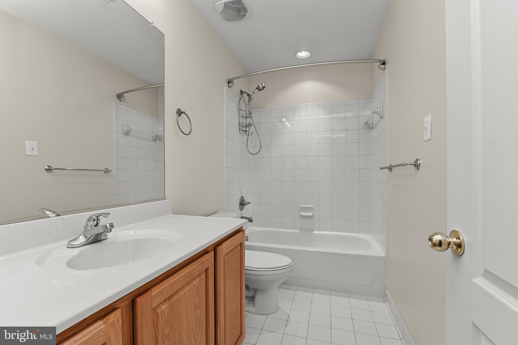 BRUNTON - Residential