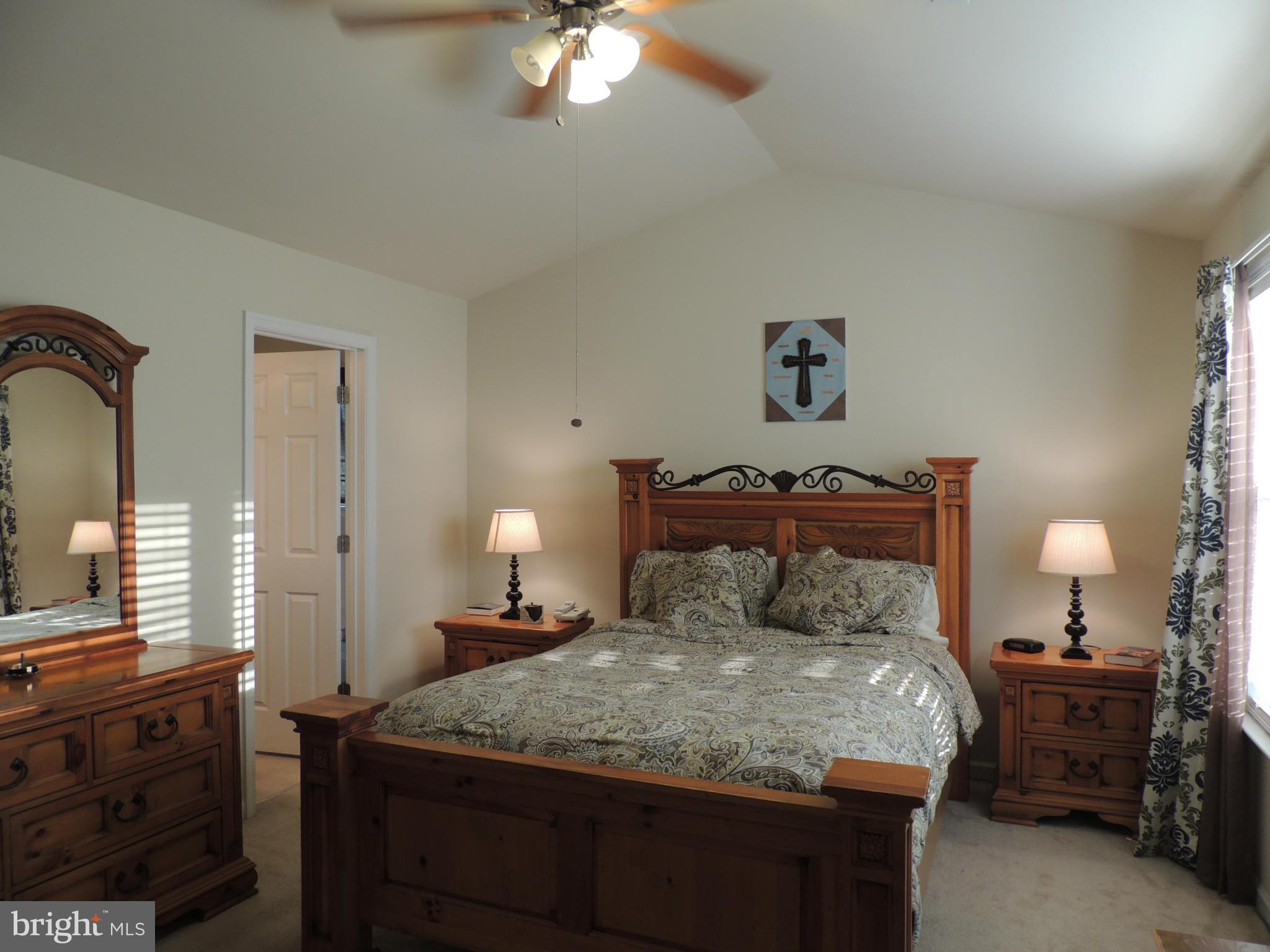 LAKELAND PLACE - Residential