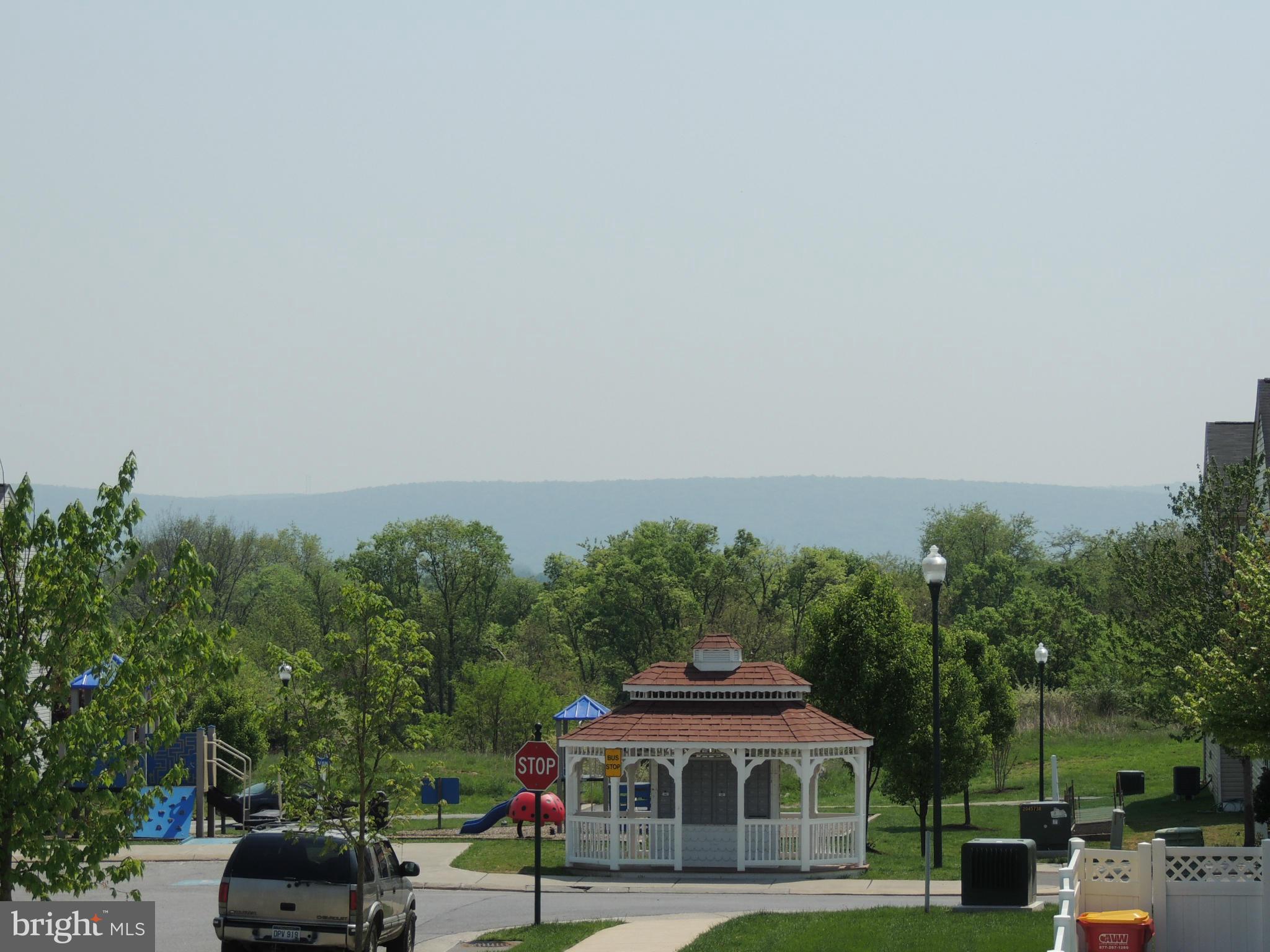 LAKELAND PLACE - Residential