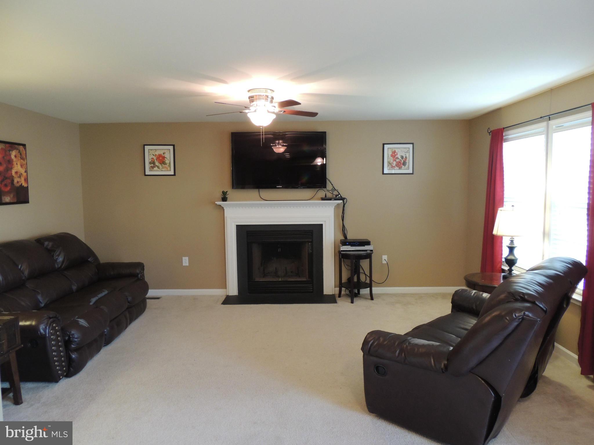 LAKELAND PLACE - Residential