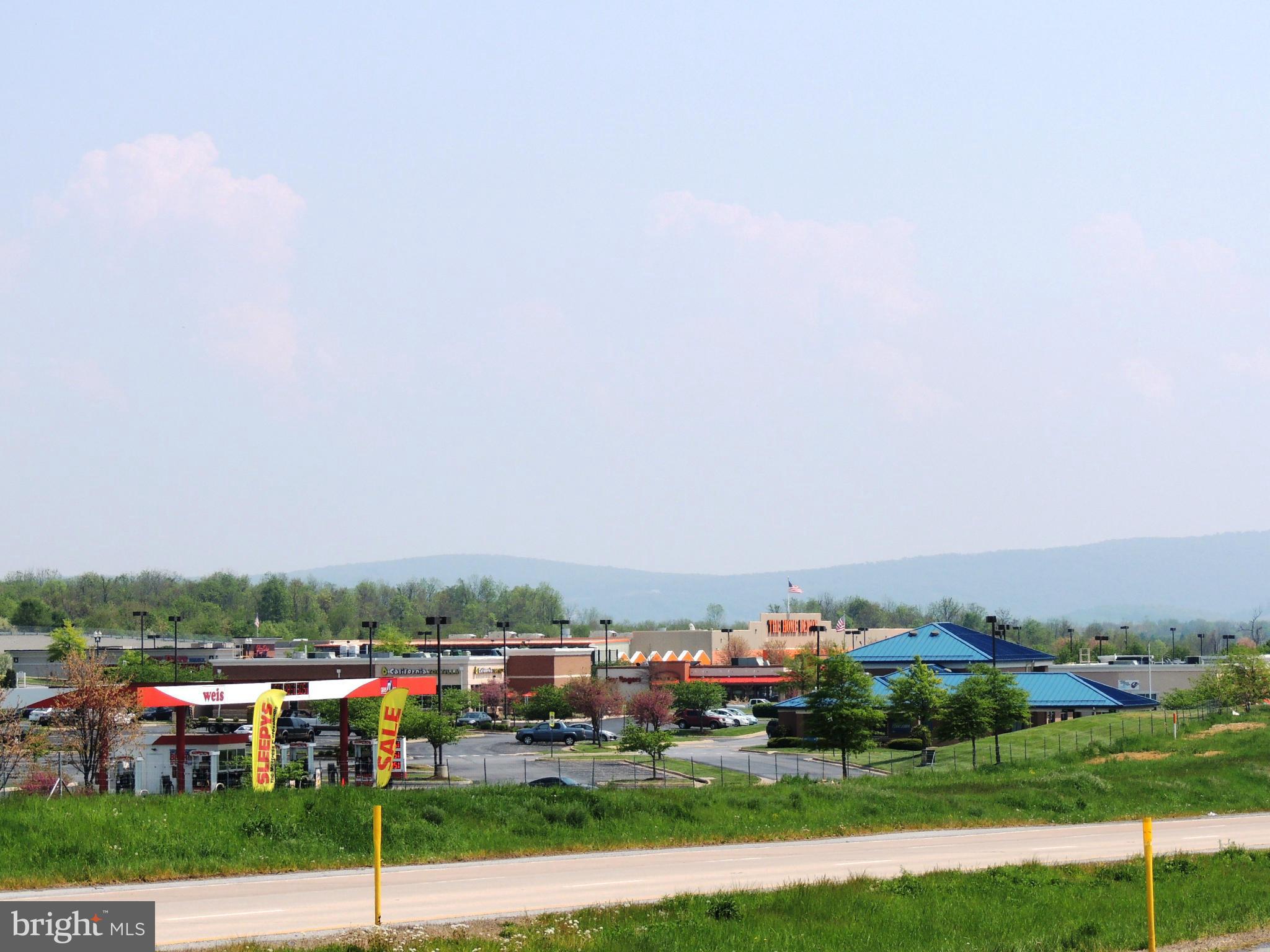 LAKELAND PLACE - Residential