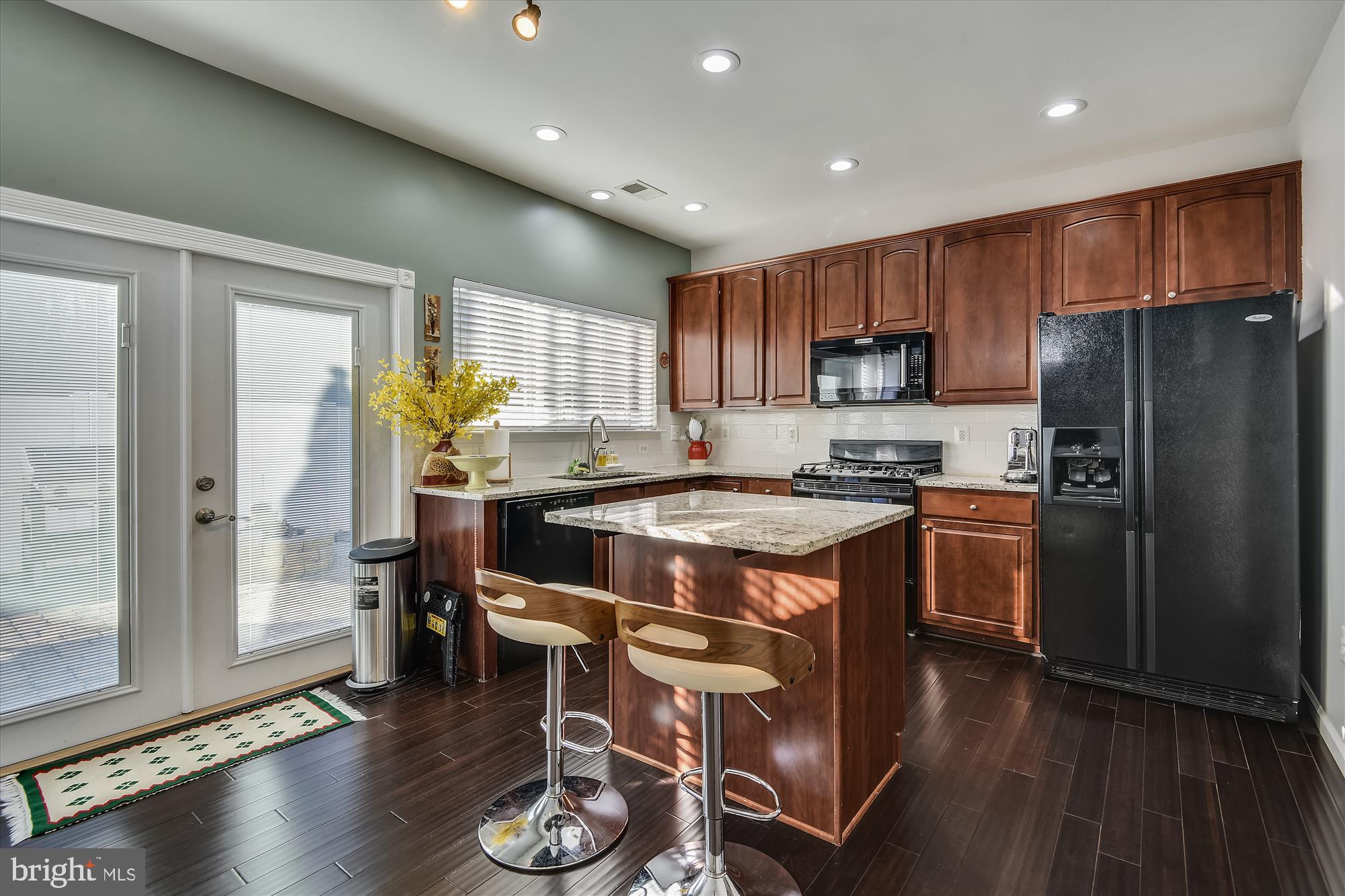 BROADLANDS - Residential