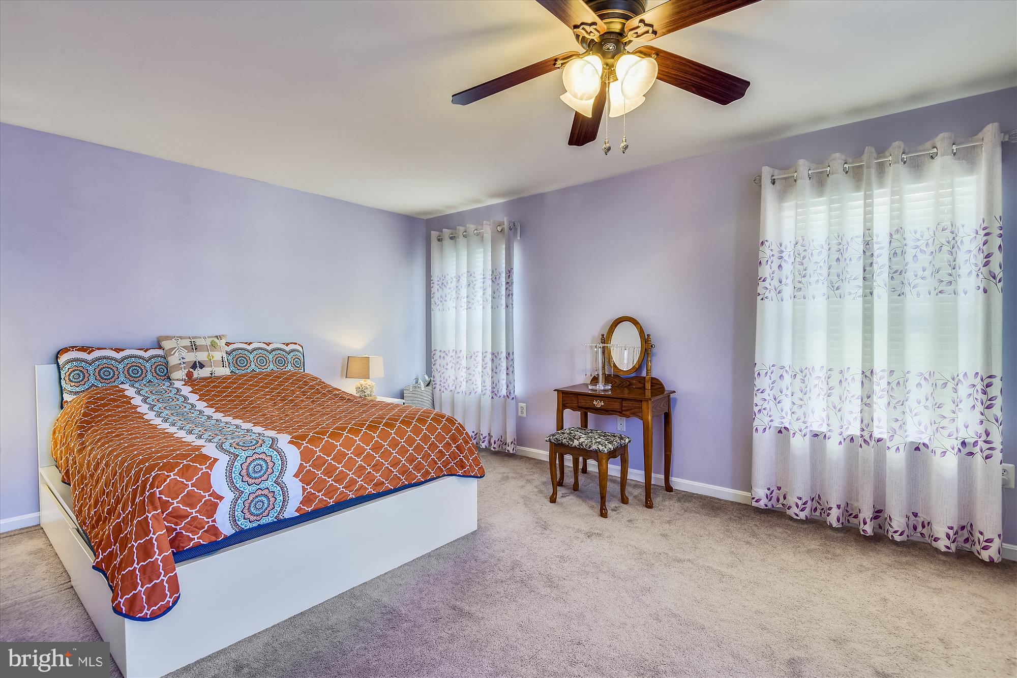 BROADLANDS - Residential