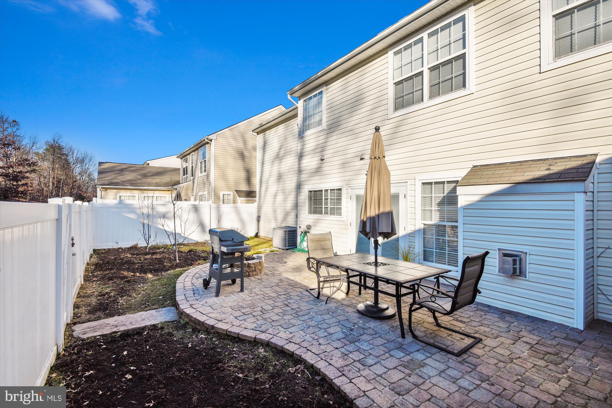 BROADLANDS - Residential