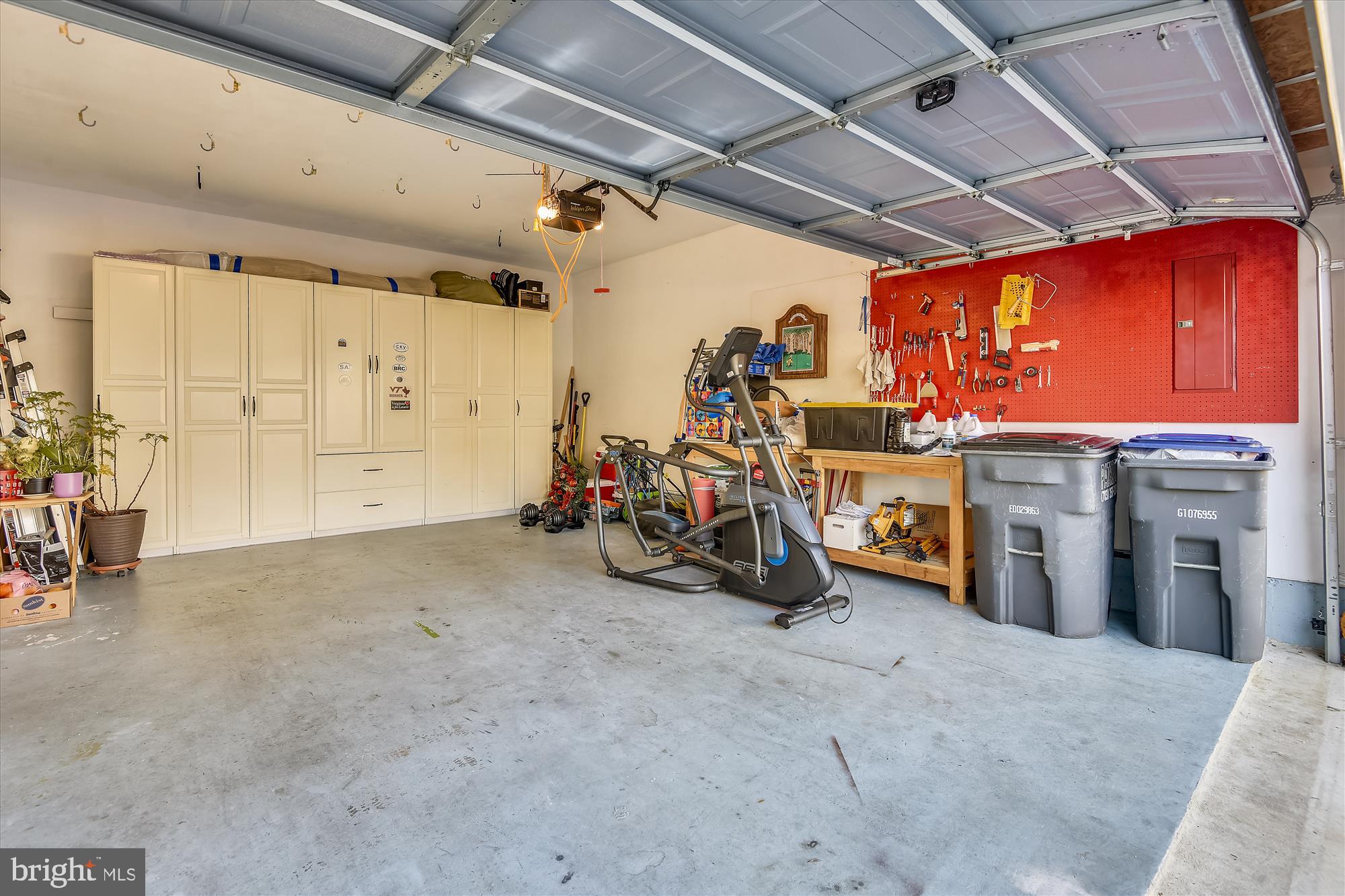 BROADLANDS - Residential