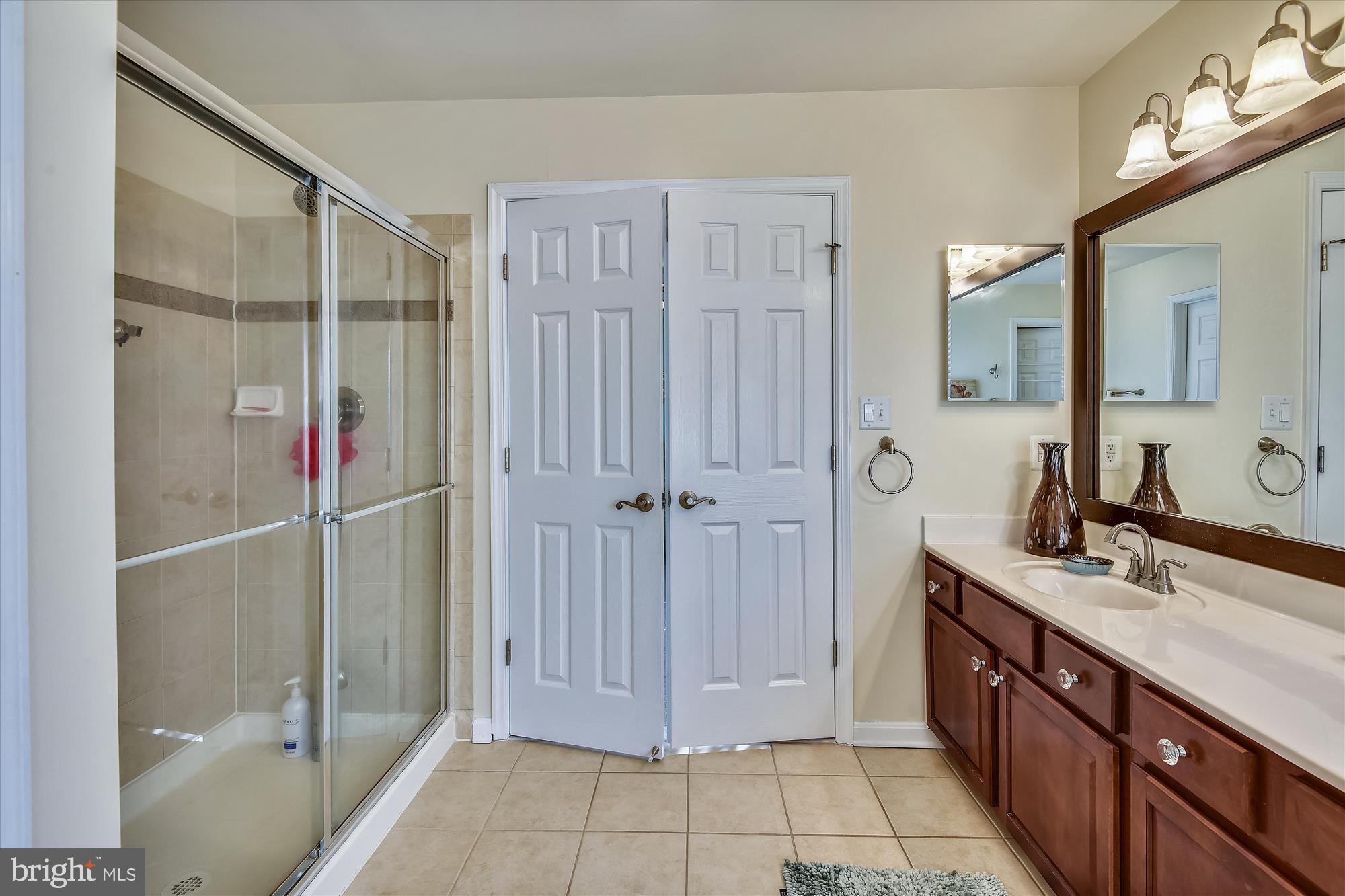 BROADLANDS - Residential