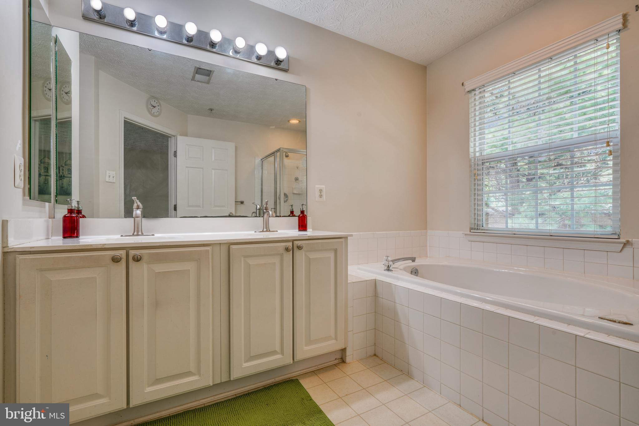 PAPILLON - Residential