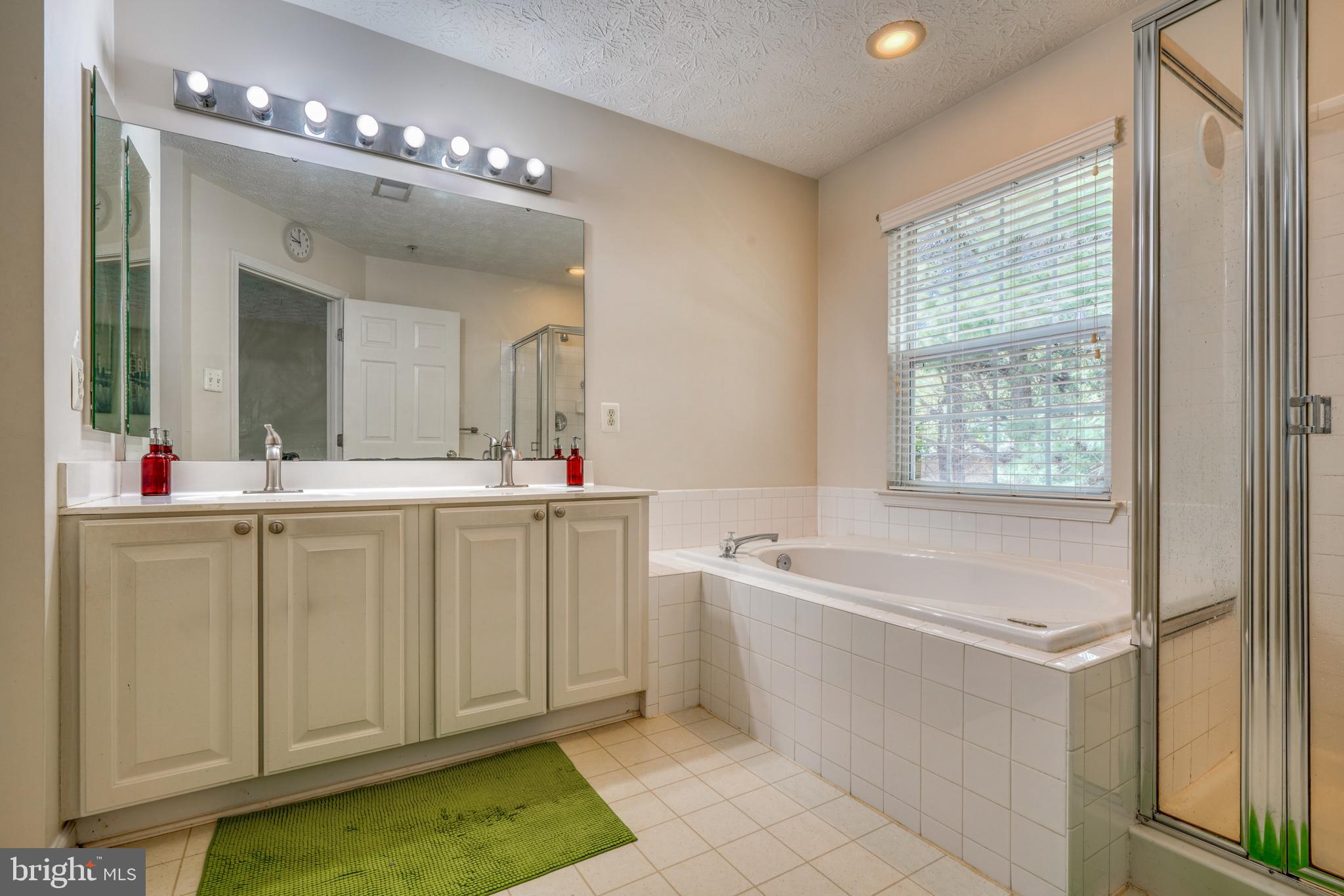 PAPILLON - Residential