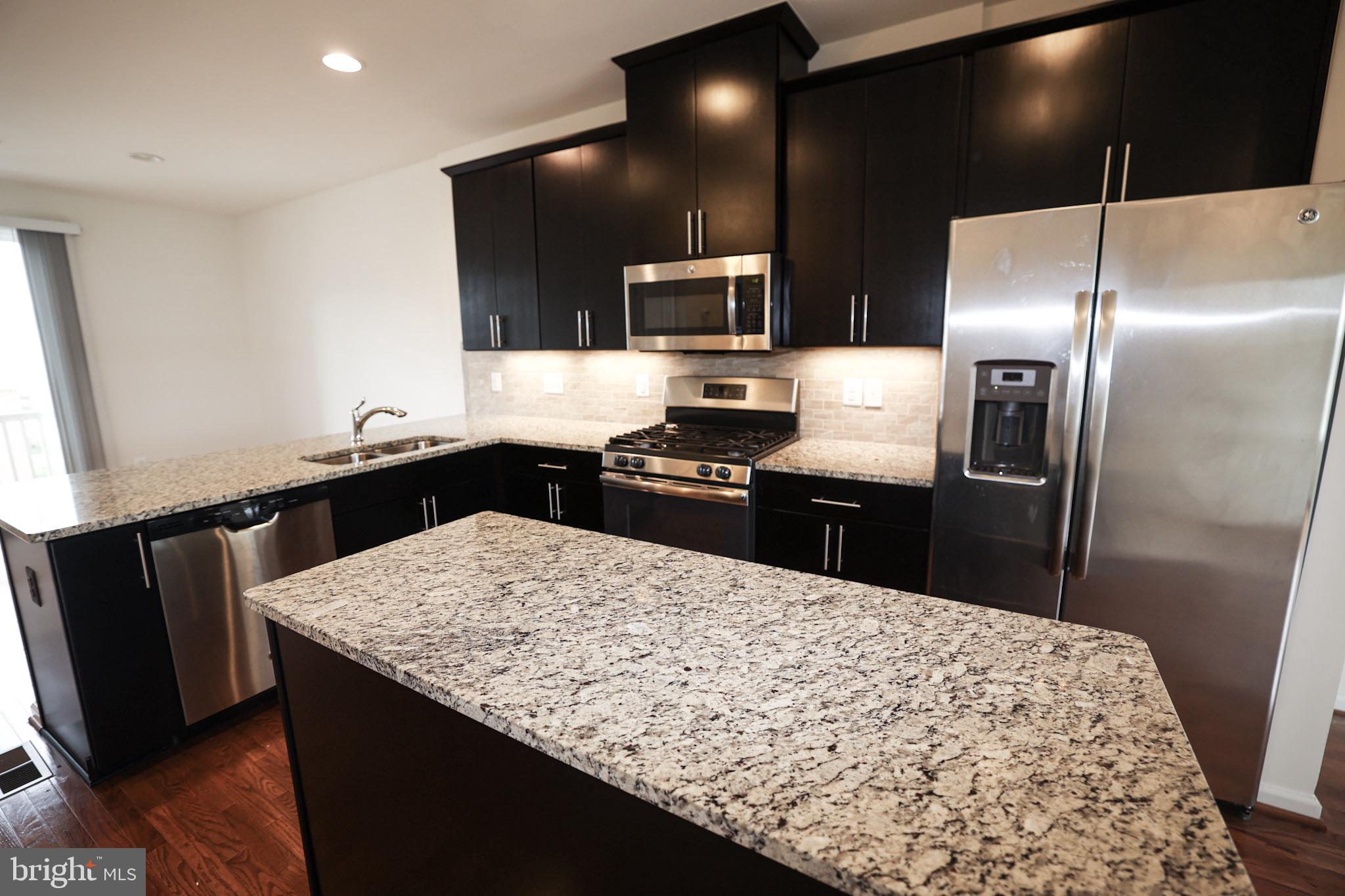 WESTMOORE - Residential Lease