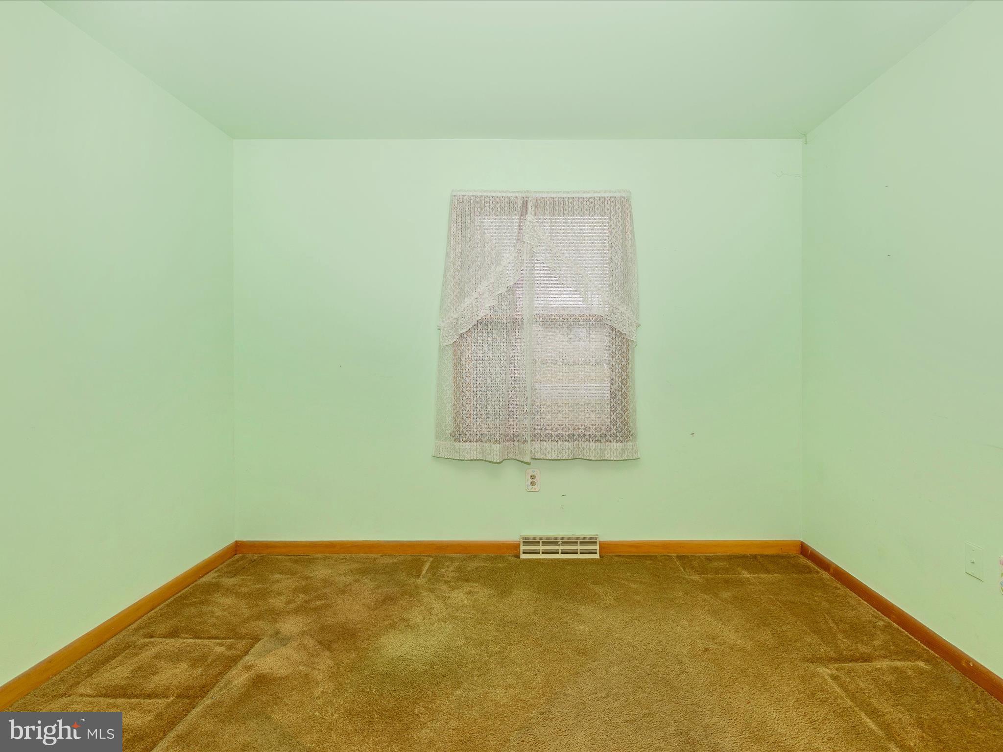 POTOMAC MANOR - Residential