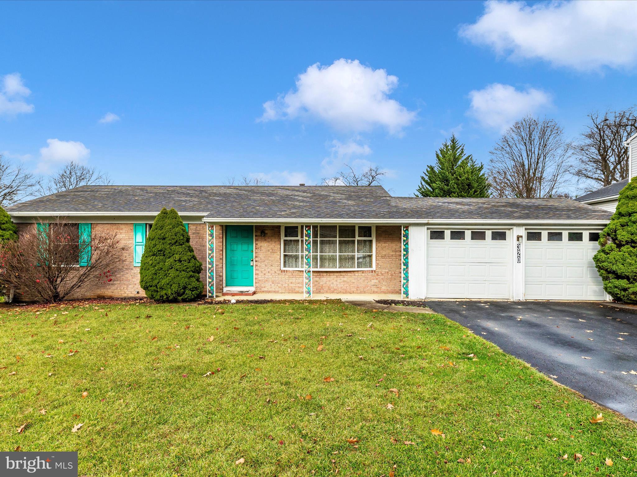 POTOMAC MANOR - Residential