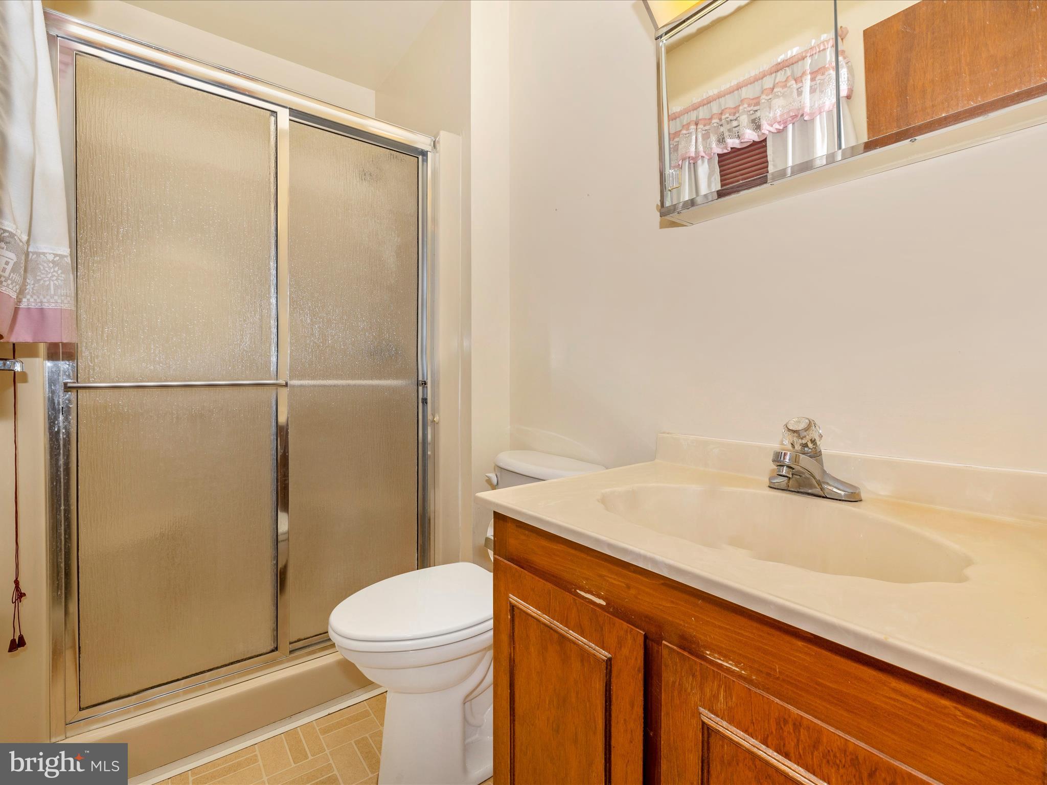 POTOMAC MANOR - Residential