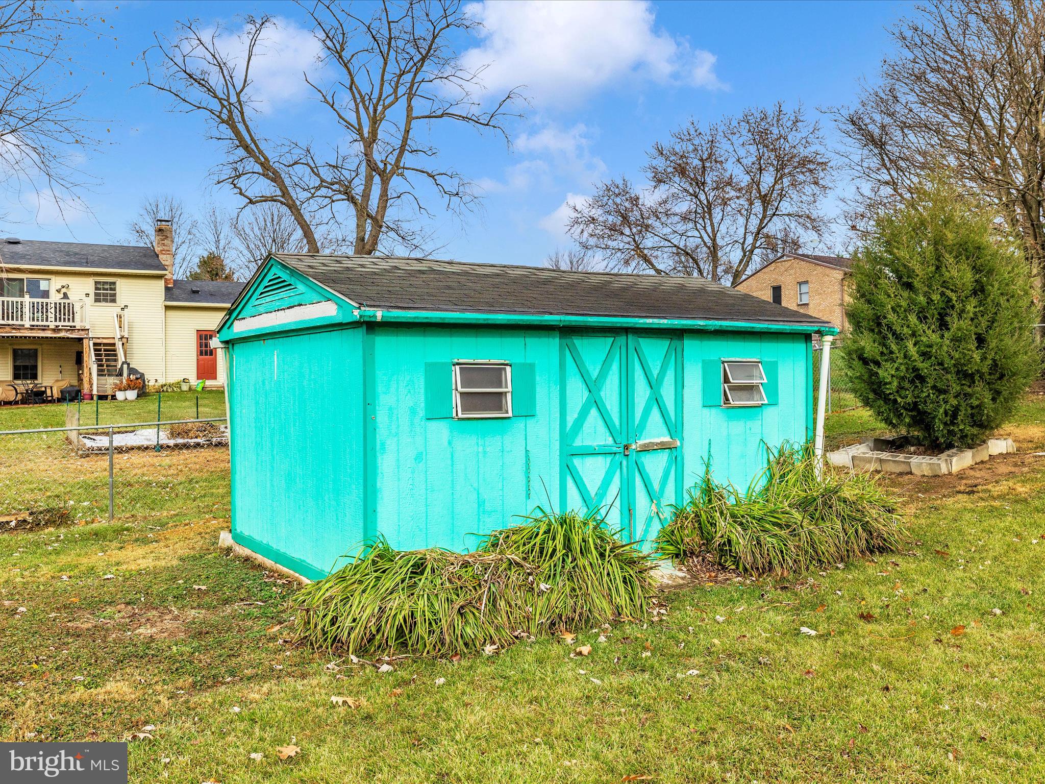 POTOMAC MANOR - Residential