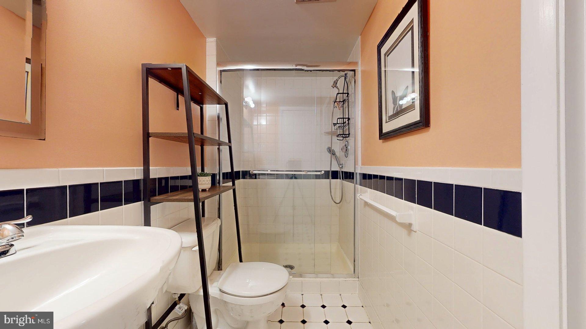 WESTVIEW HILLS - Residential