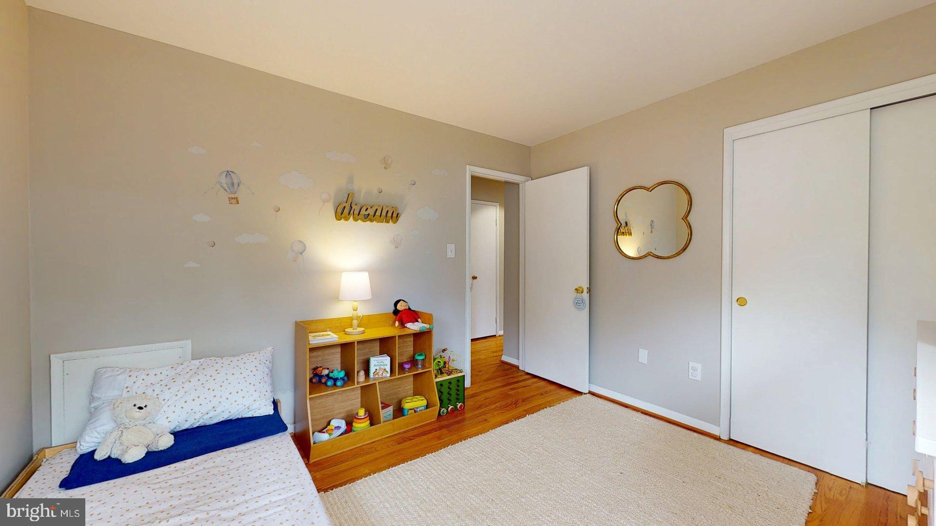 WESTVIEW HILLS - Residential