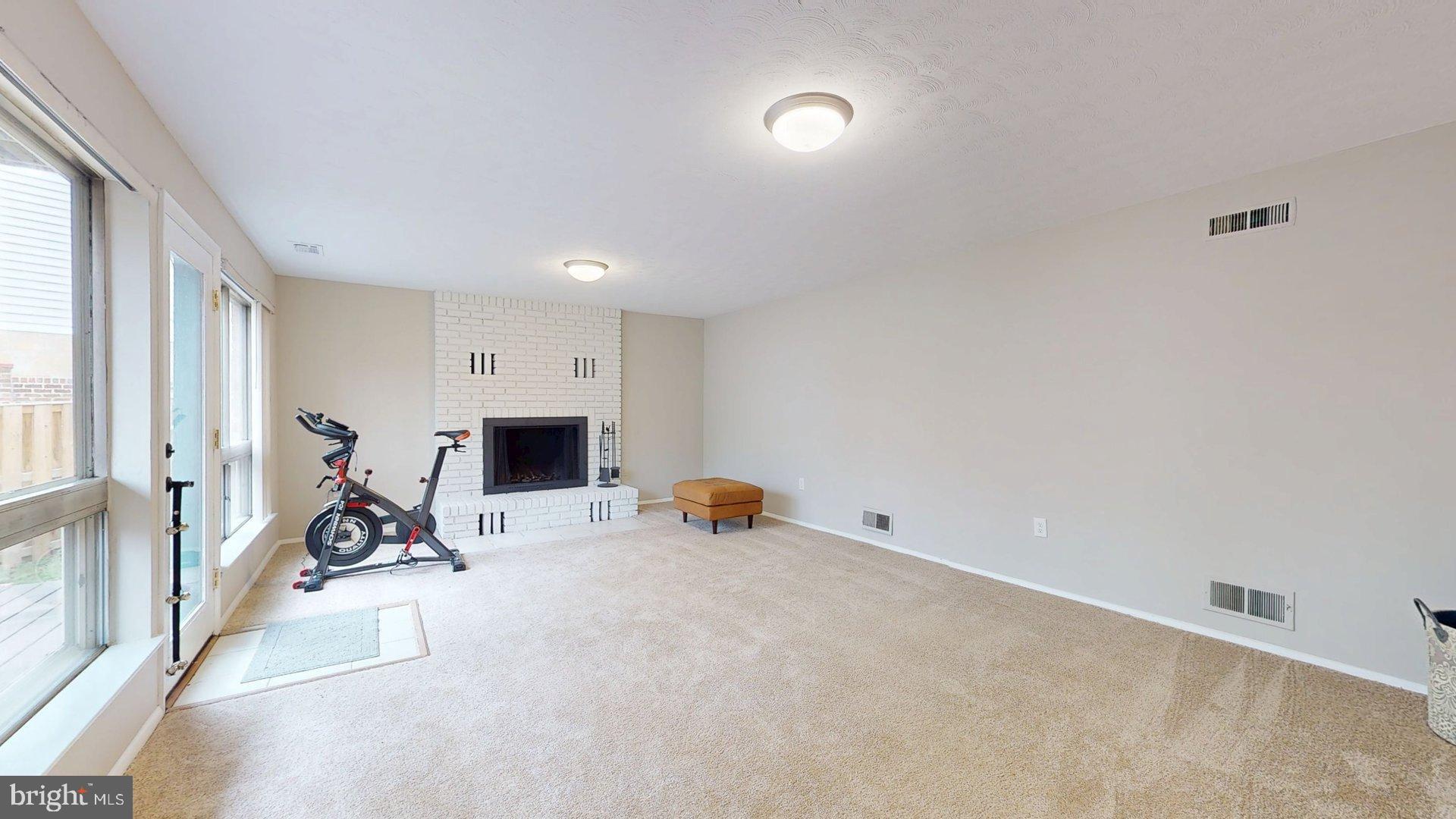 WESTVIEW HILLS - Residential