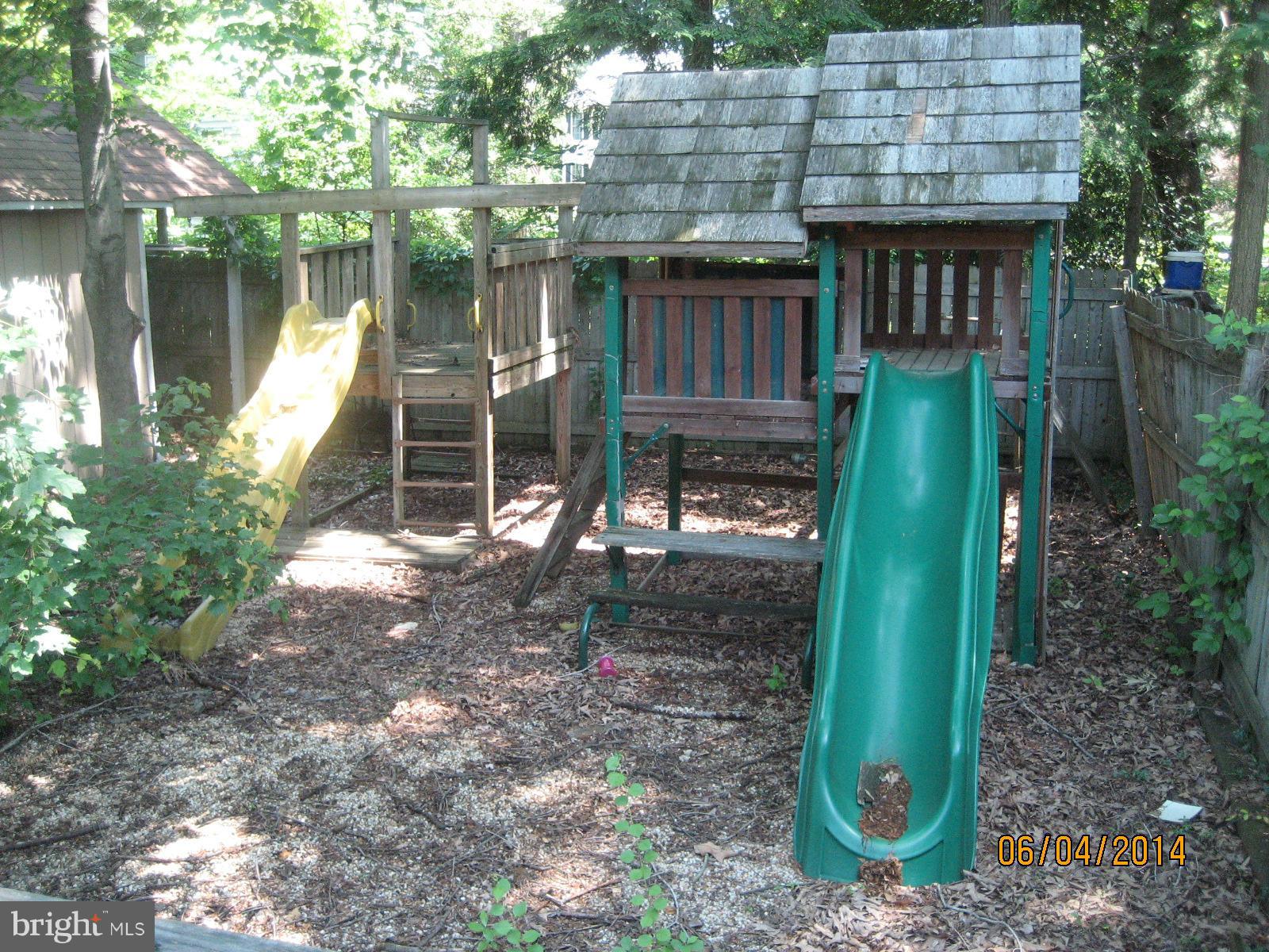 MCKINSEY WOODS - Residential