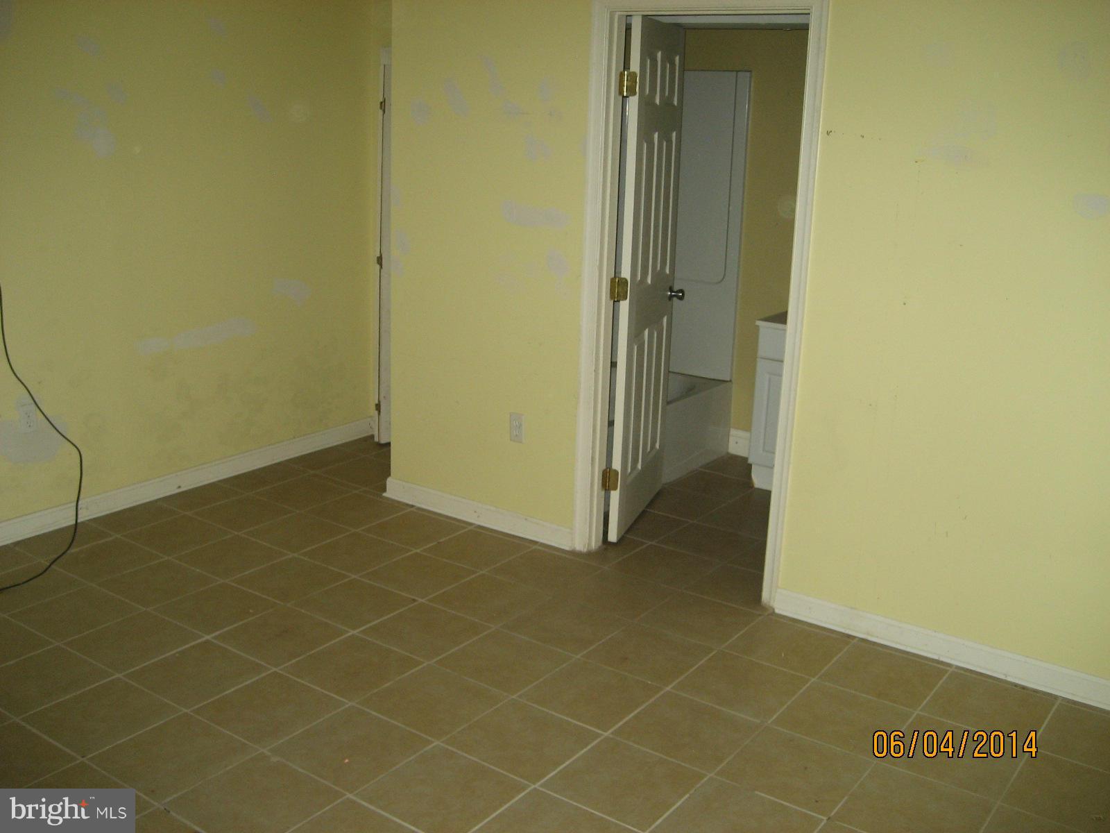 MCKINSEY WOODS - Residential