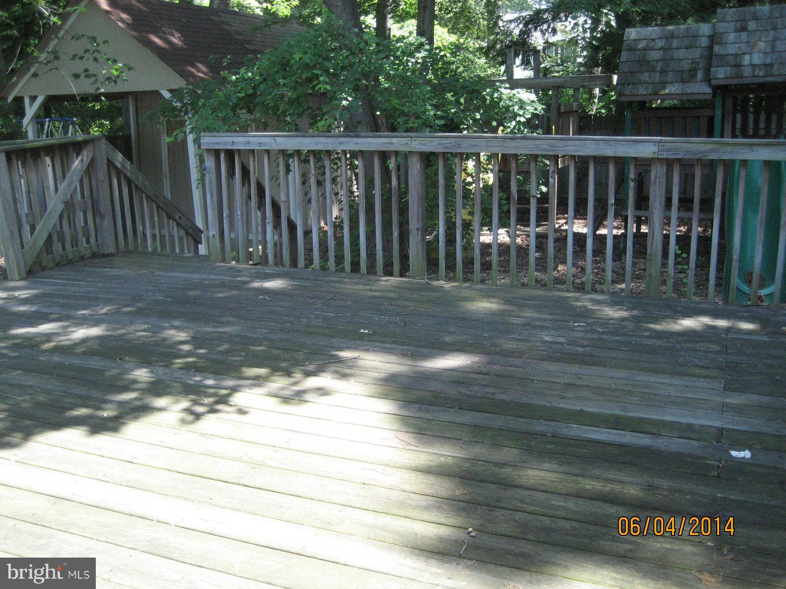 MCKINSEY WOODS - Residential