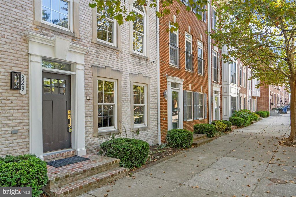 Photo of 829 Mchenry Street, BALTIMORE, MD 21230 (MLS # MDBA2183730)