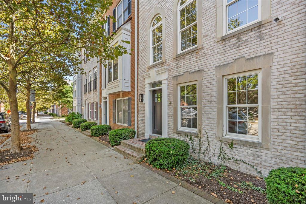 Photo of 829 Mchenry Street, BALTIMORE, MD 21230 (MLS # MDBA2183730)