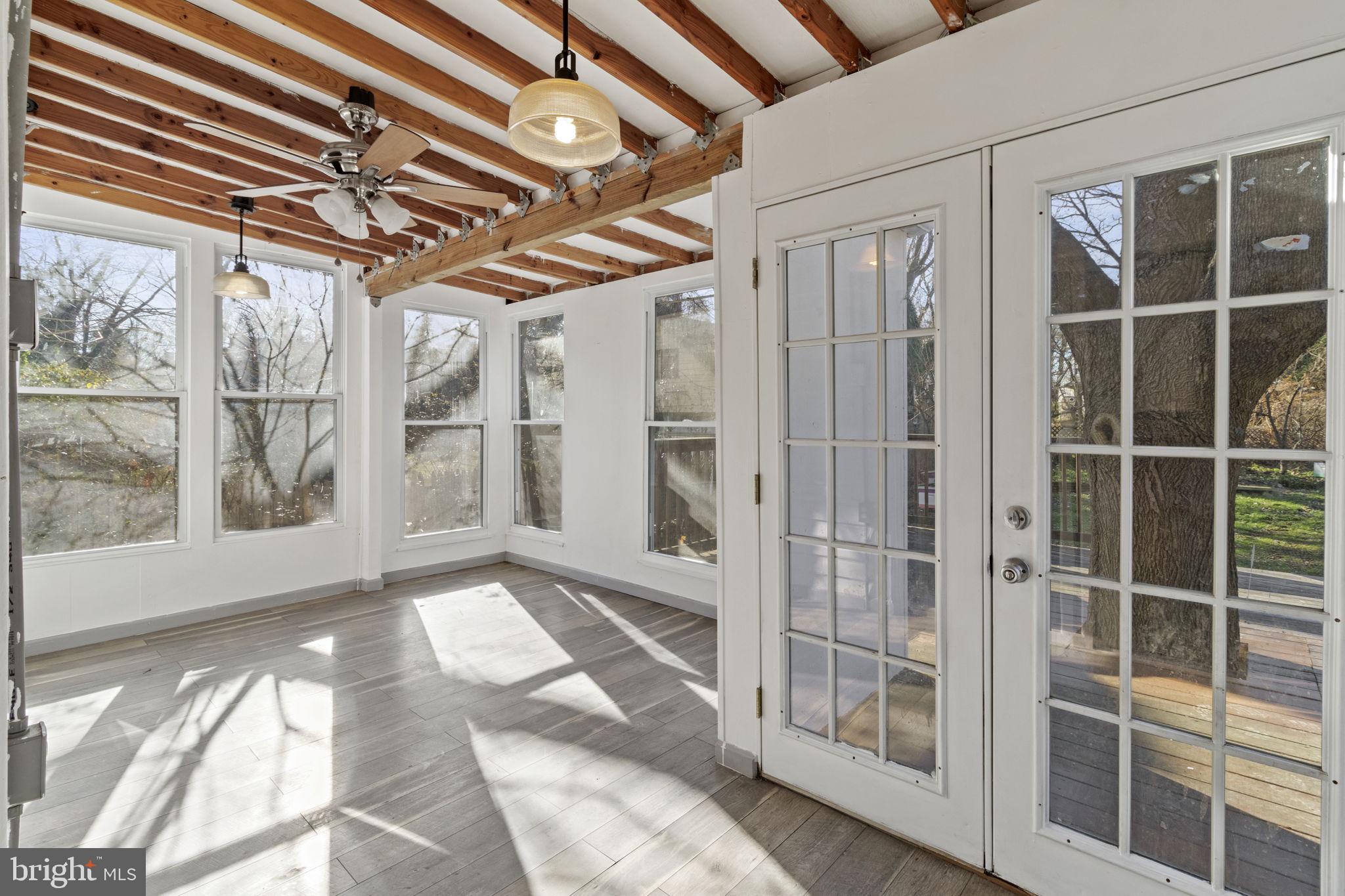 ELKINS PARK - Residential