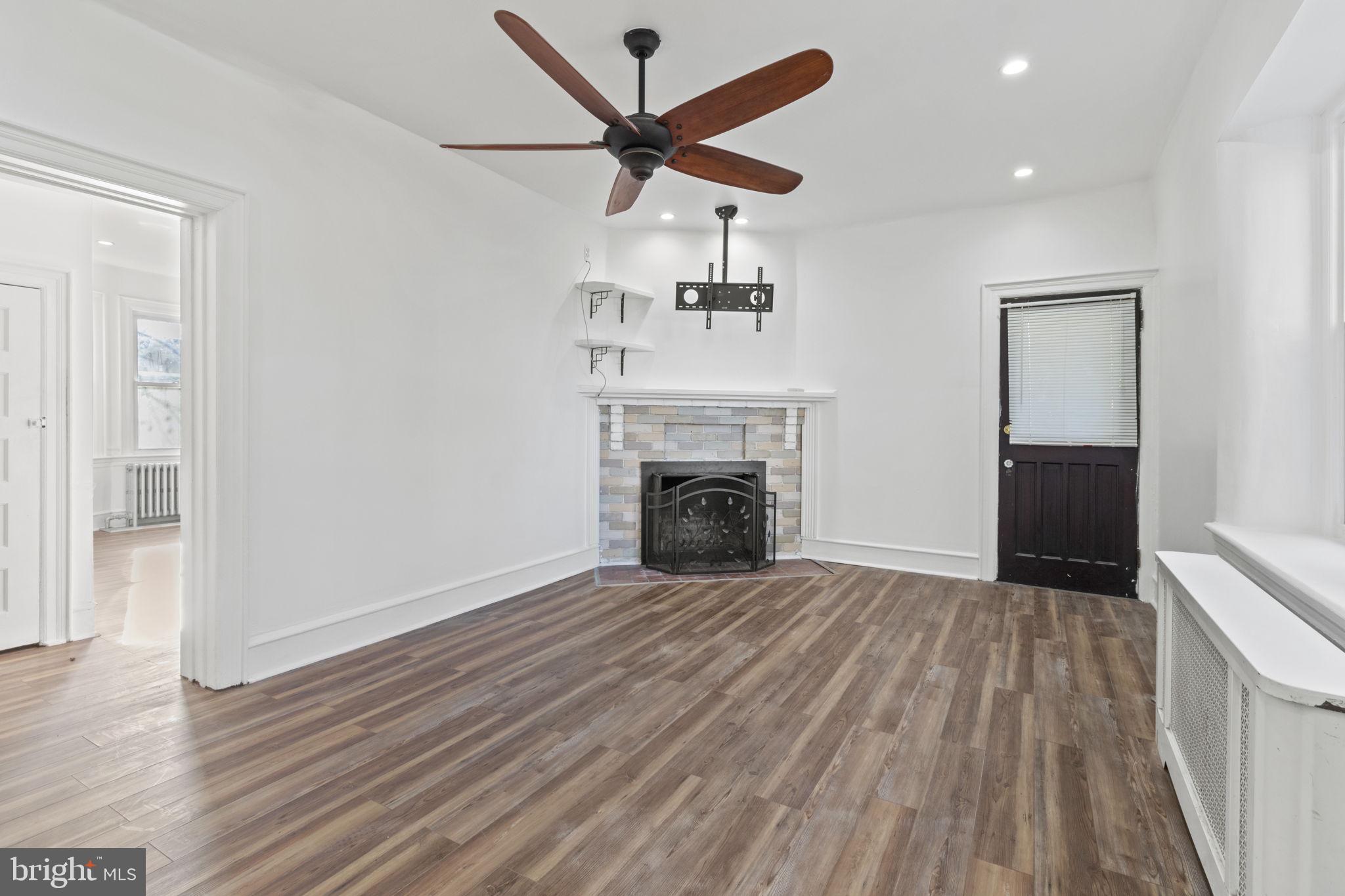 ELKINS PARK - Residential