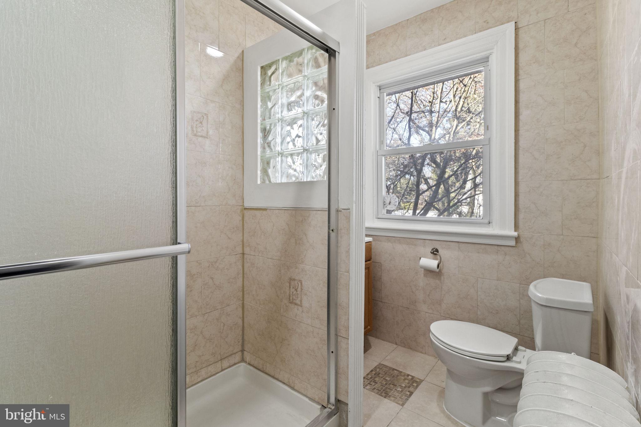 ELKINS PARK - Residential