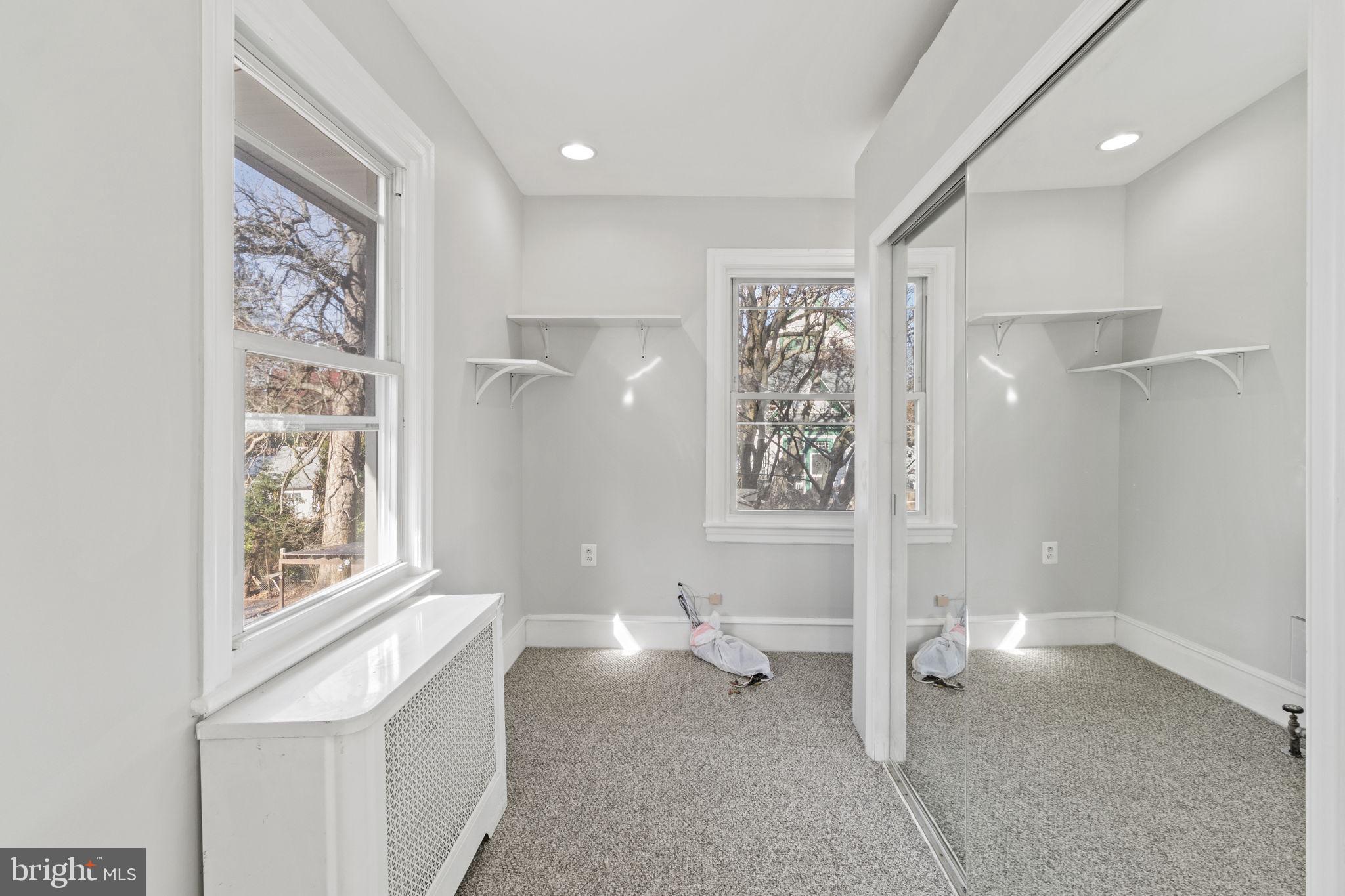 ELKINS PARK - Residential